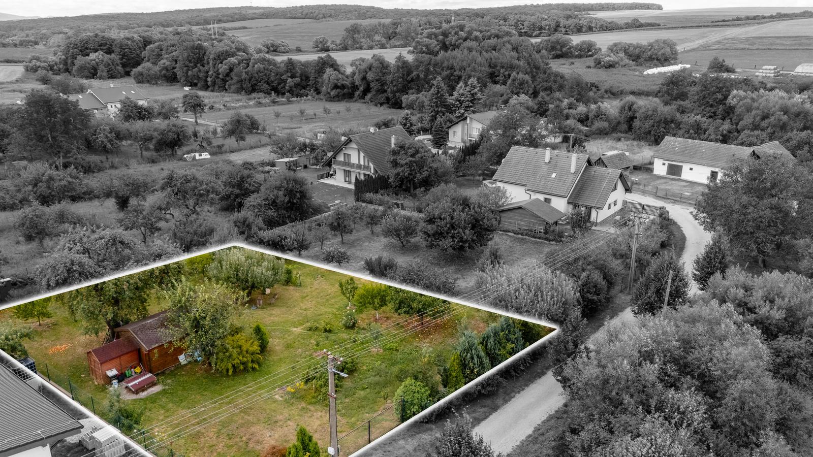 Predám pozemok v obci ČIŽATICE – fotka 2