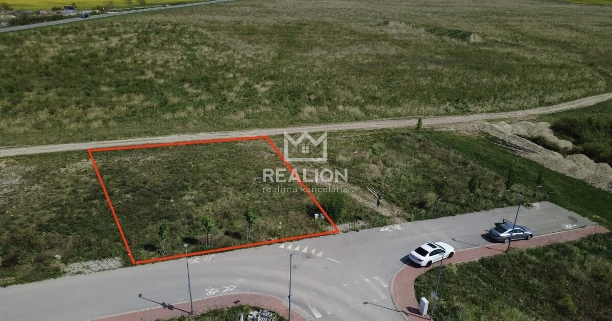 Predaj, stavebný pozemok (597m²) v lokalite Modra - Malé Hliny