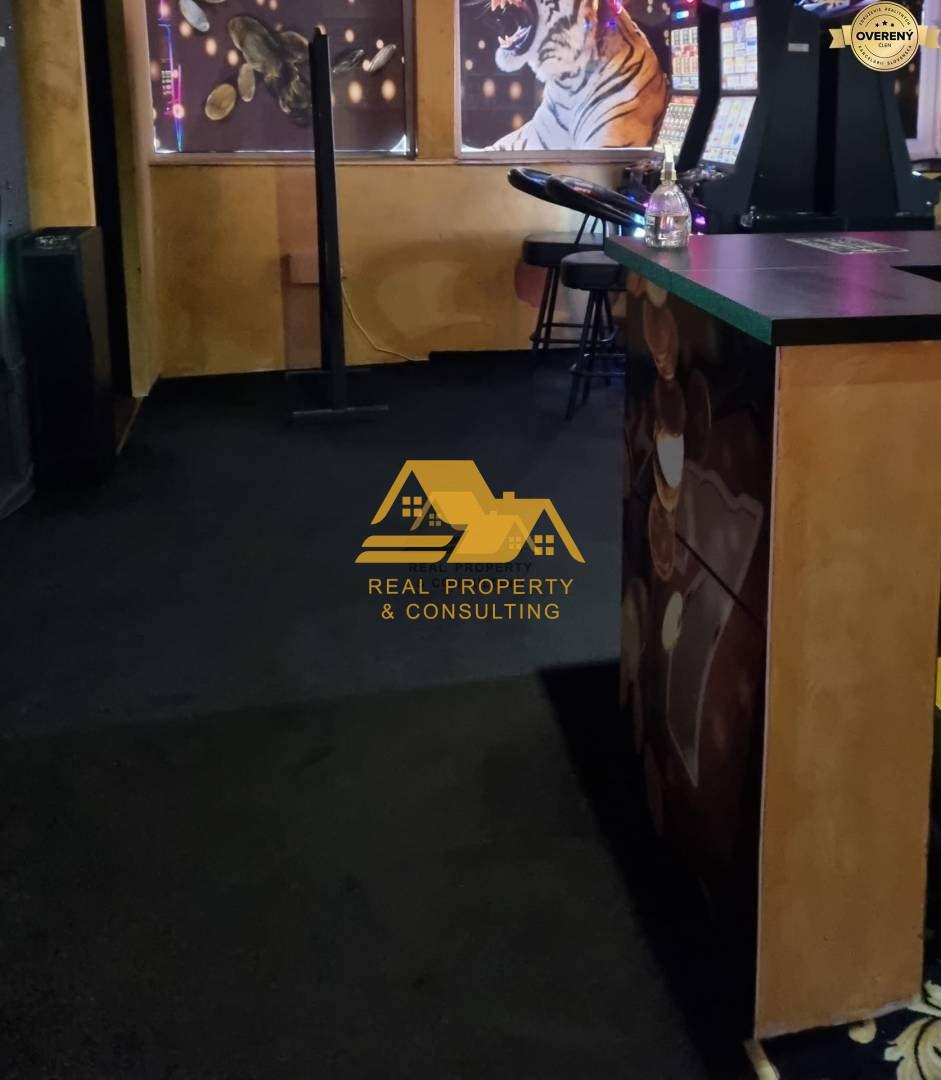 Predám obchodný priestor v Komjaticiach – fotka 2