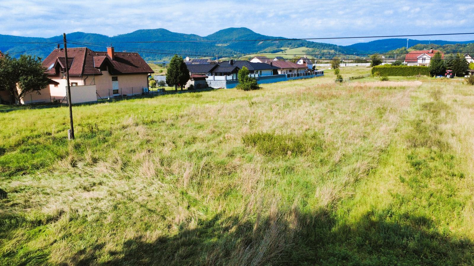 Rezervované! Krásny stavebný pozemok v obci Plevník. 1275m2.