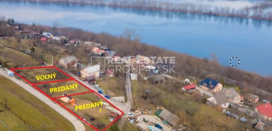 POZEMOK POD RD S PEKNÝMI VÝHĽADMI - MILOCHOV