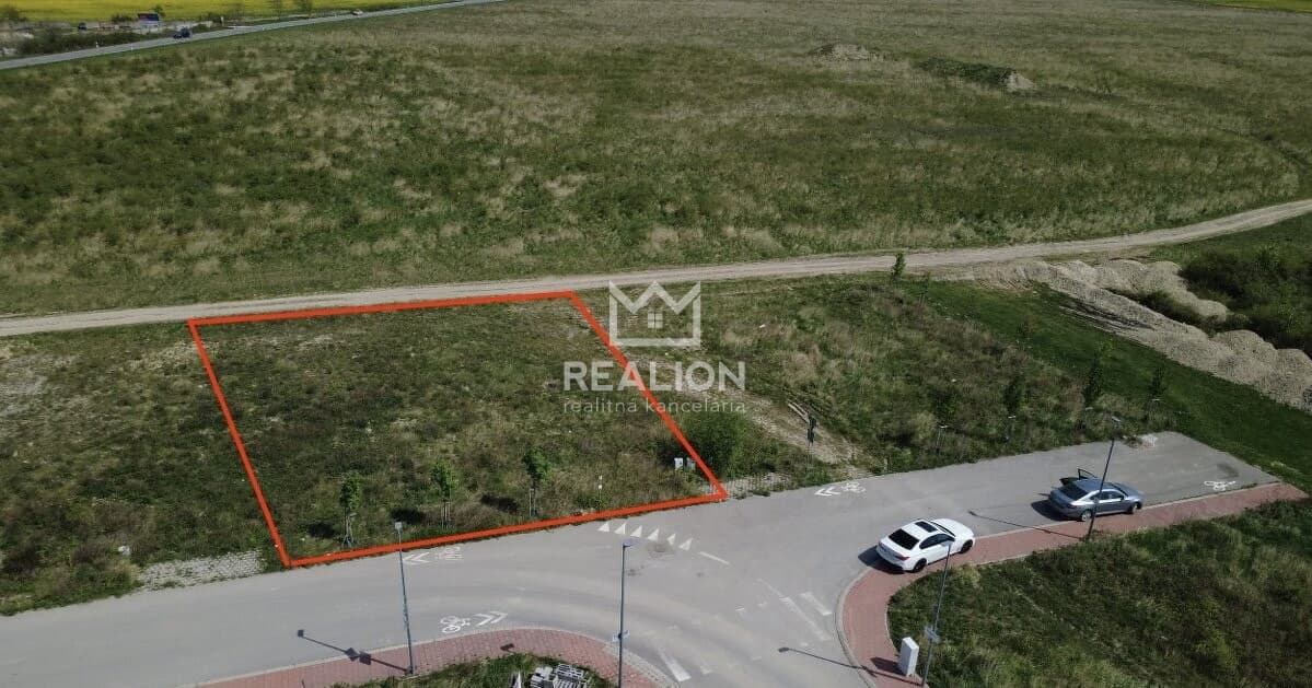Predaj, stavebný pozemok (597m²) v lokalite Modra - Malé Hliny
