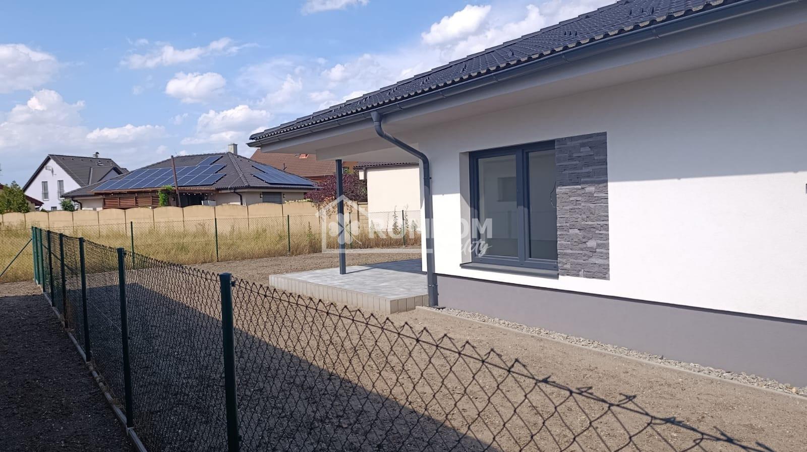 PREDAJ- POSLEDNÝ  4-izb. bungalov (dom 4), Láb, okr. Malacky – fotka 2