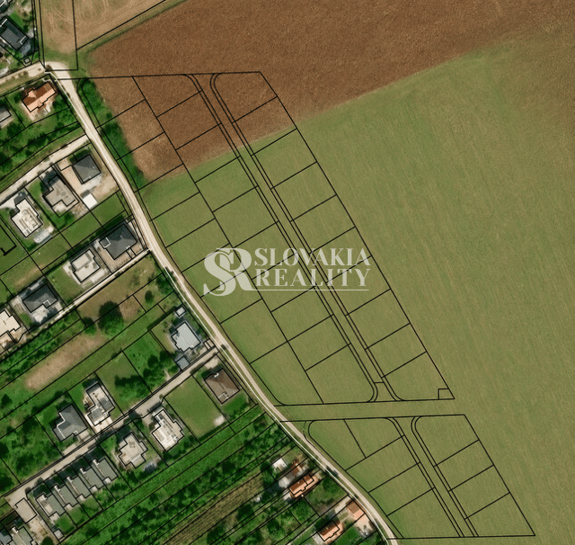 INVESTIČNÝ VEĽKY POZEMOK 973 m² - Nová Chrenová – fotka 2