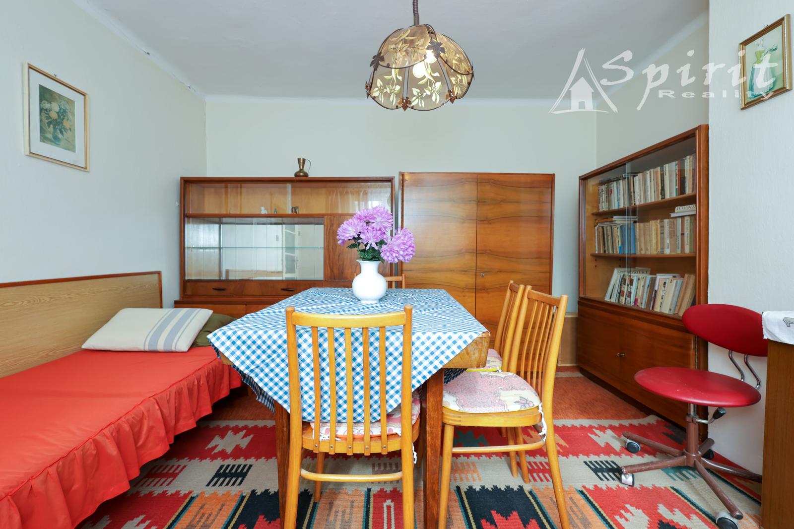 3-izbový rodinný dom s pozemkom 1 119 m² a záhradou s potôčikom – Dolné Dubové – fotka 2