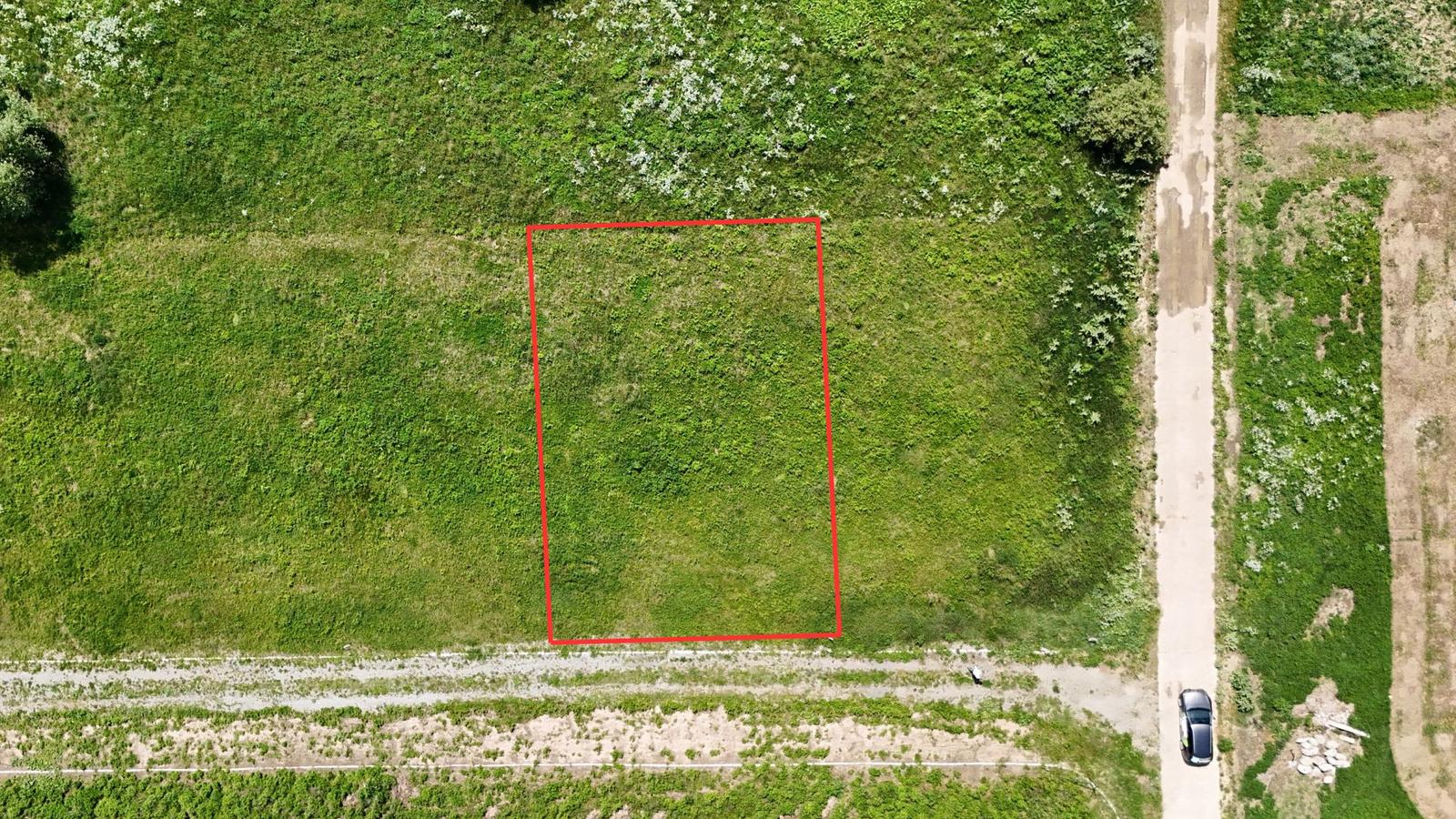Pozemok v obci Ploské