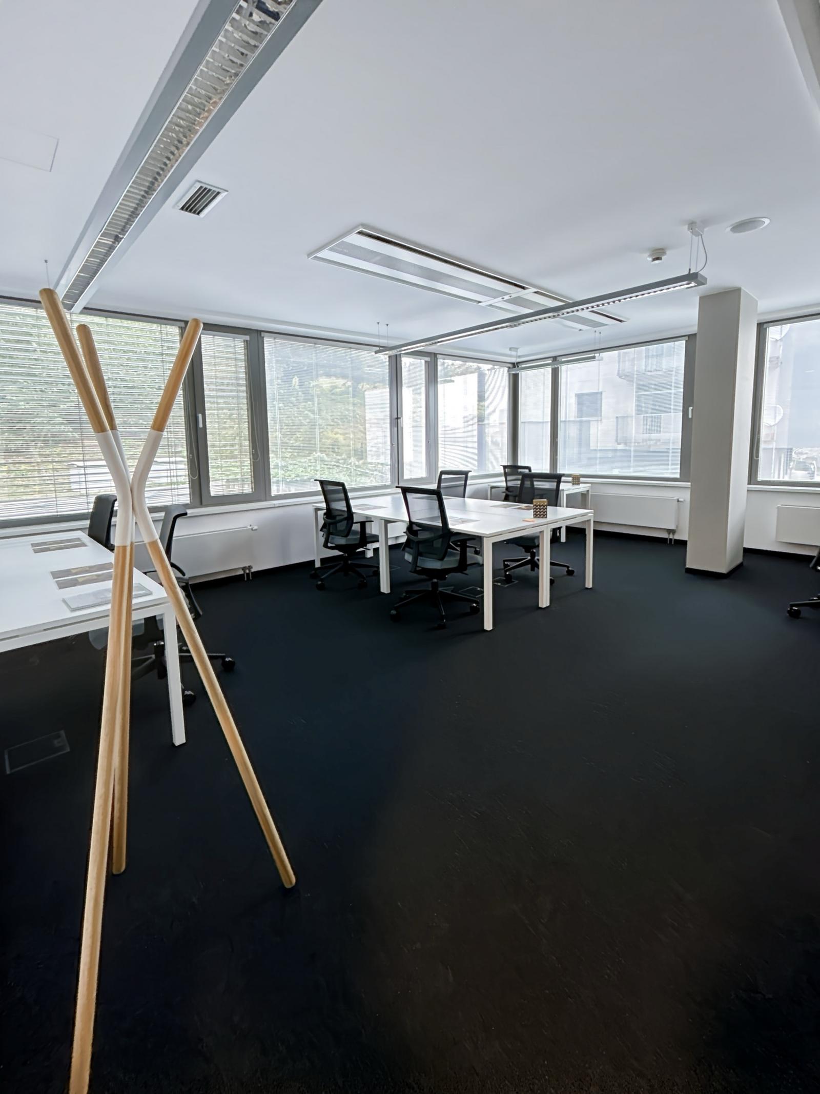 Kancelárske priestory, Cassovar Bussines centrum – fotka 2