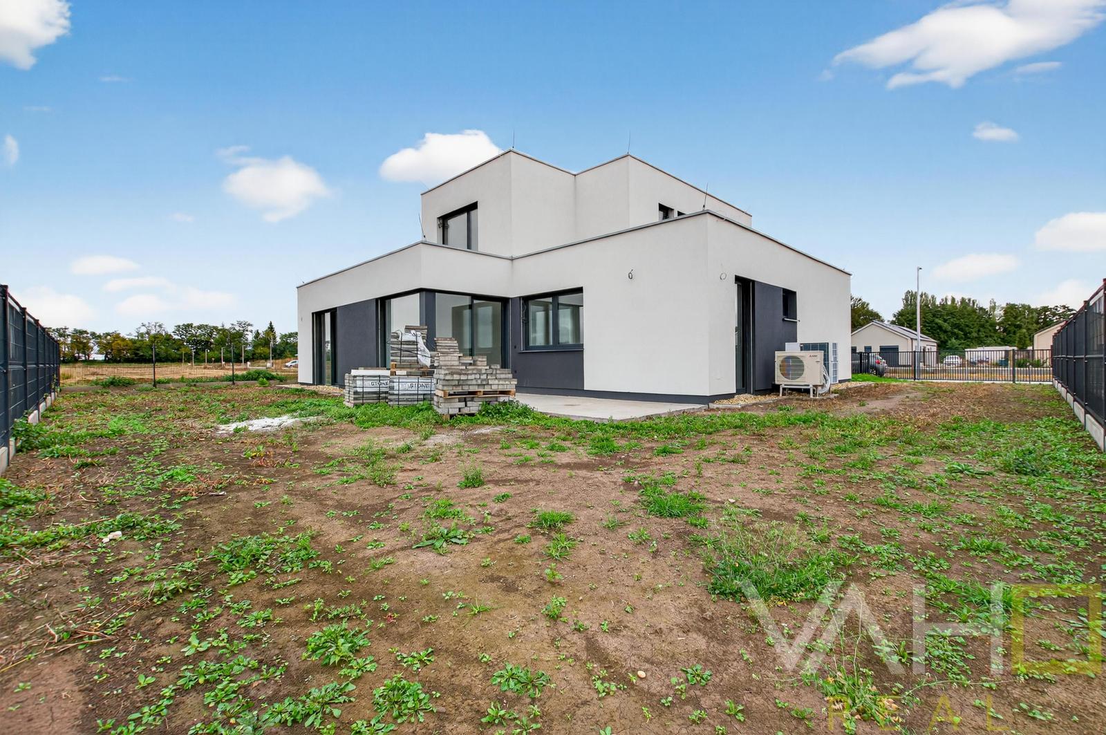 Špeciálna ponuka za 499 000 € – Luxusný 5i rodinný dom, Biely Kostol, Trnava – fotka 2