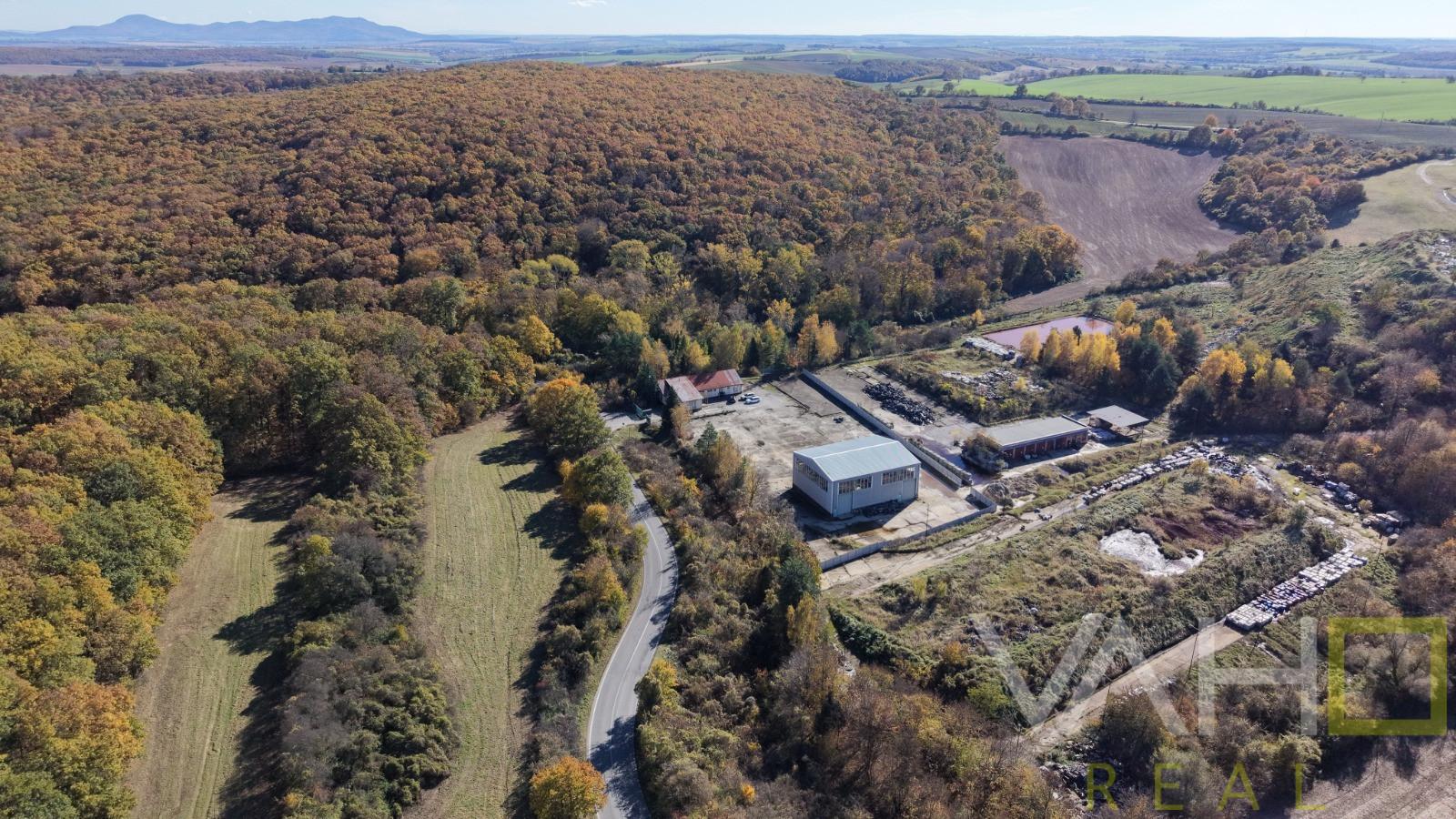 🏭 Multifunkčný priemyselný areál  – okres Hlohovec – fotka 2