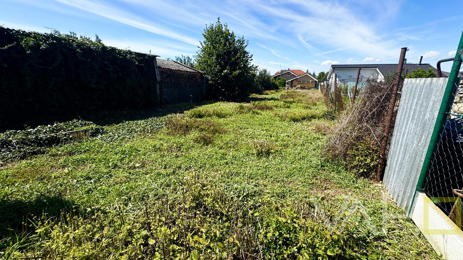 🏡 Stavebný pozemok 862 m² na predaj – Madunice, okres Hlohovec