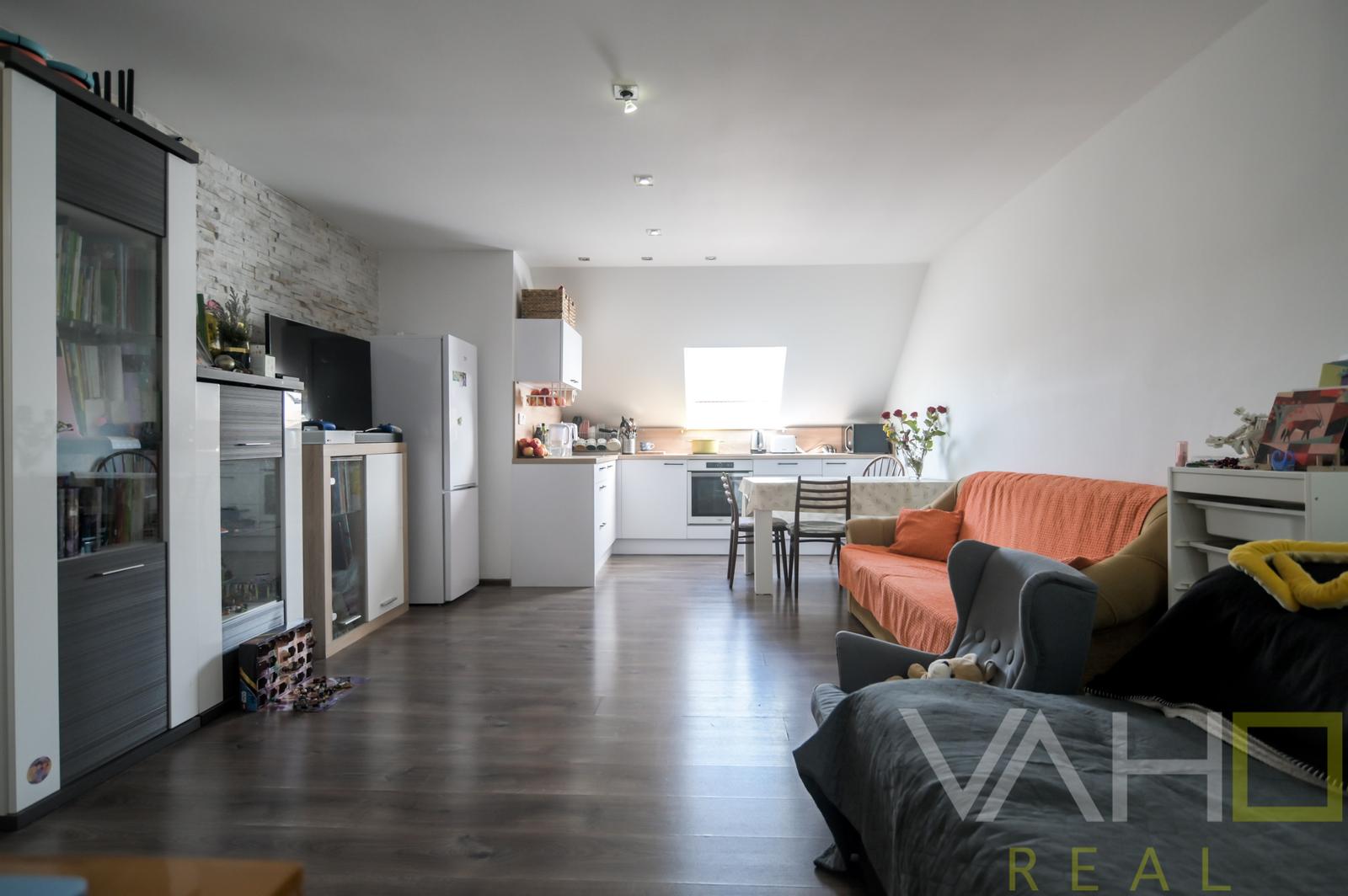 5-izbový tehlový byt s terasou v centre mesta Kapitulská ul., Trnava