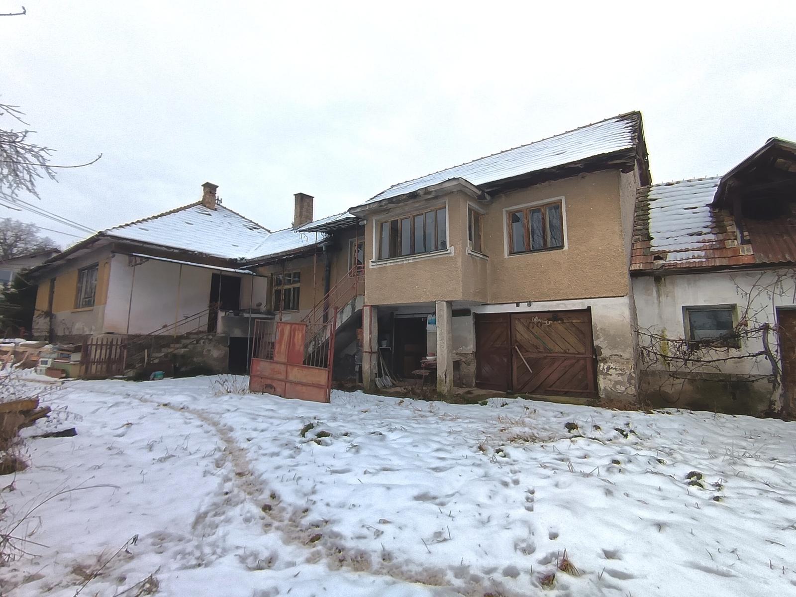 Na predaj je rodinný dom v obci Vrbovce okr. Rimavská Sobota