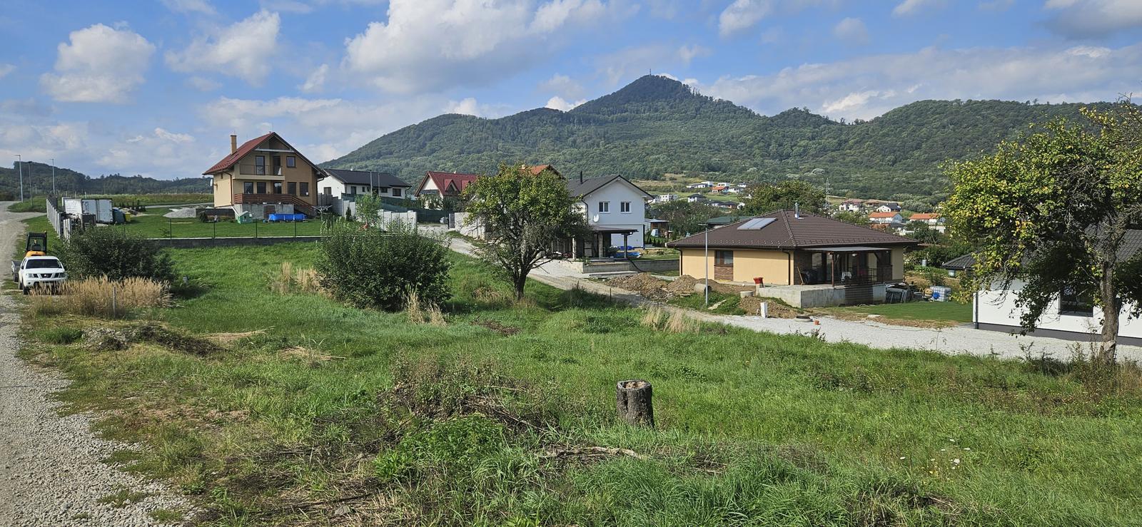 Na predaj pozemok, Fintice, 815 m2 – fotka 2