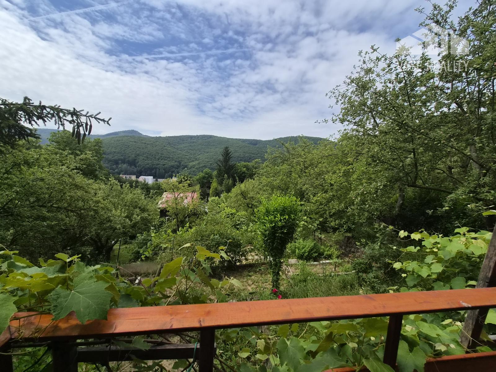 Záhradná chatka Trenčianske Teplice, pozemok 279m2 – fotka 2