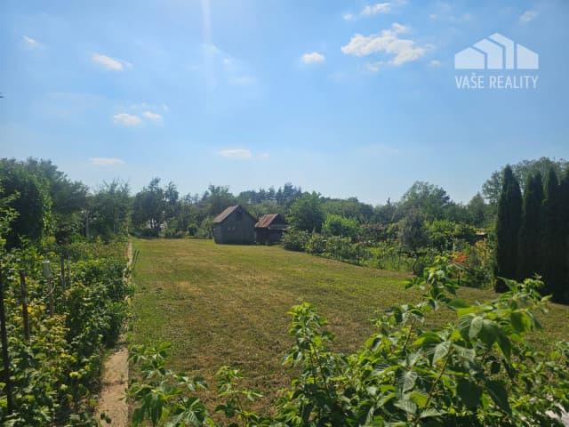 Predám rekreačný stavebný pozemok Dubnica nad Váhom, 470 m2