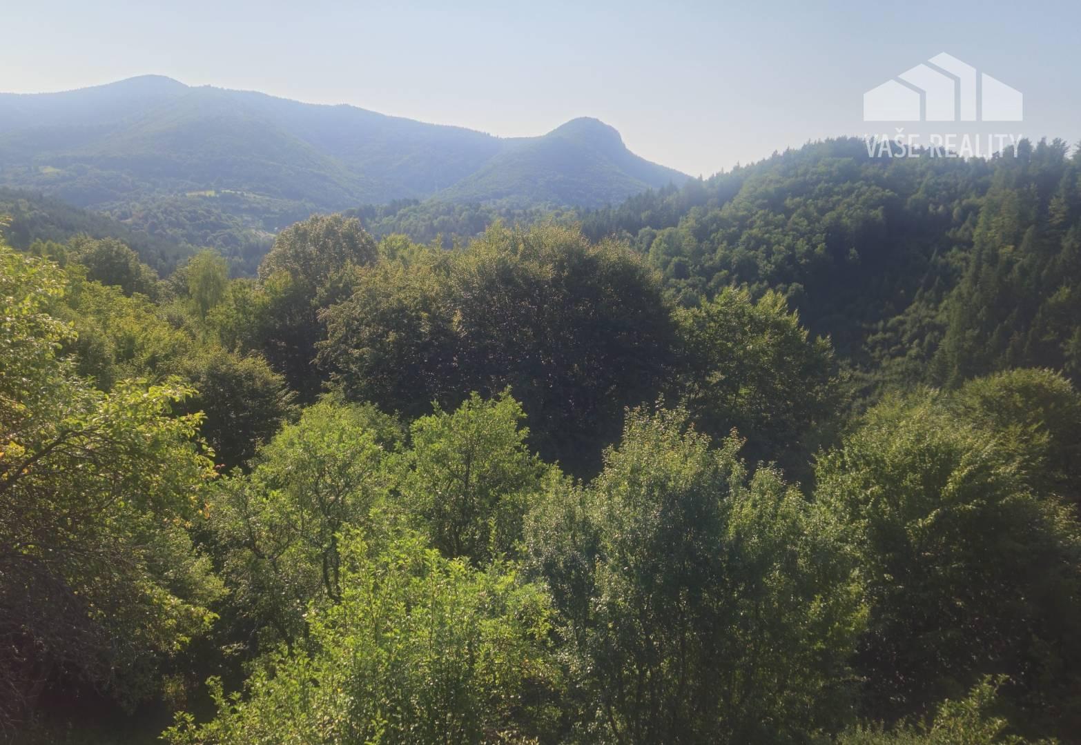 Rekreačná 2 podlažná chata v obci Čavoj-Krpelance