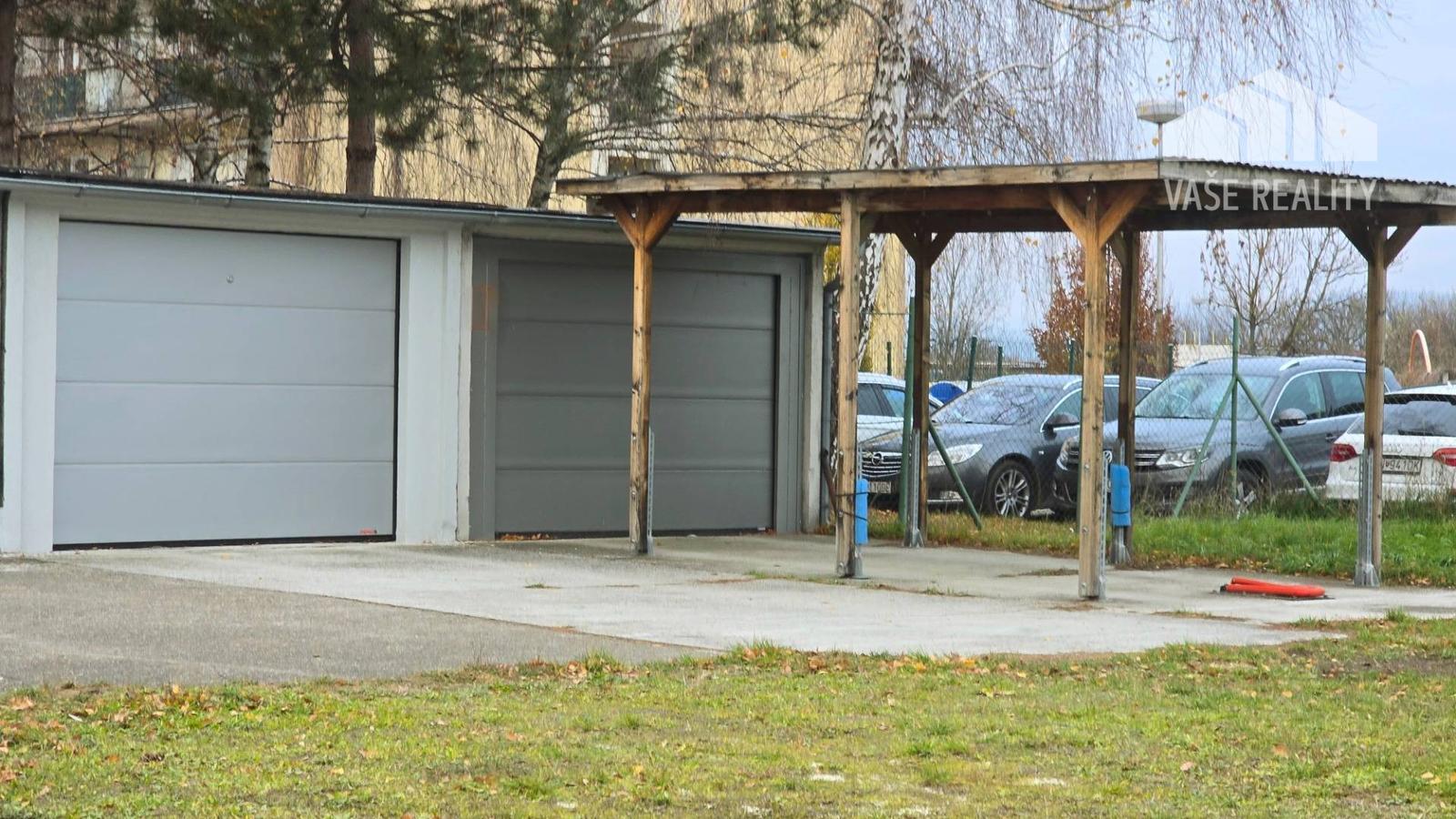 Výnimočná ponuka garáže s prístreškom pre dve autá v Piešťanoch – fotka 2