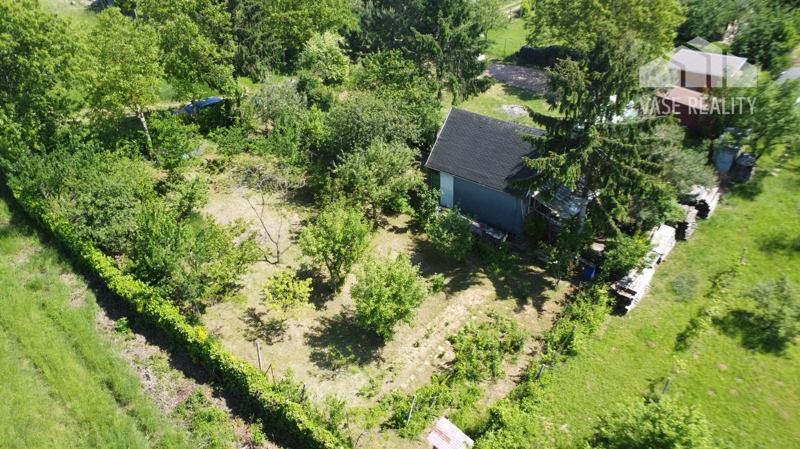 Pozemok s chatkou a nádherným výhľadom v Sokolovciach | 645 m² | elektrina | pokoj a príroda – fotka 2
