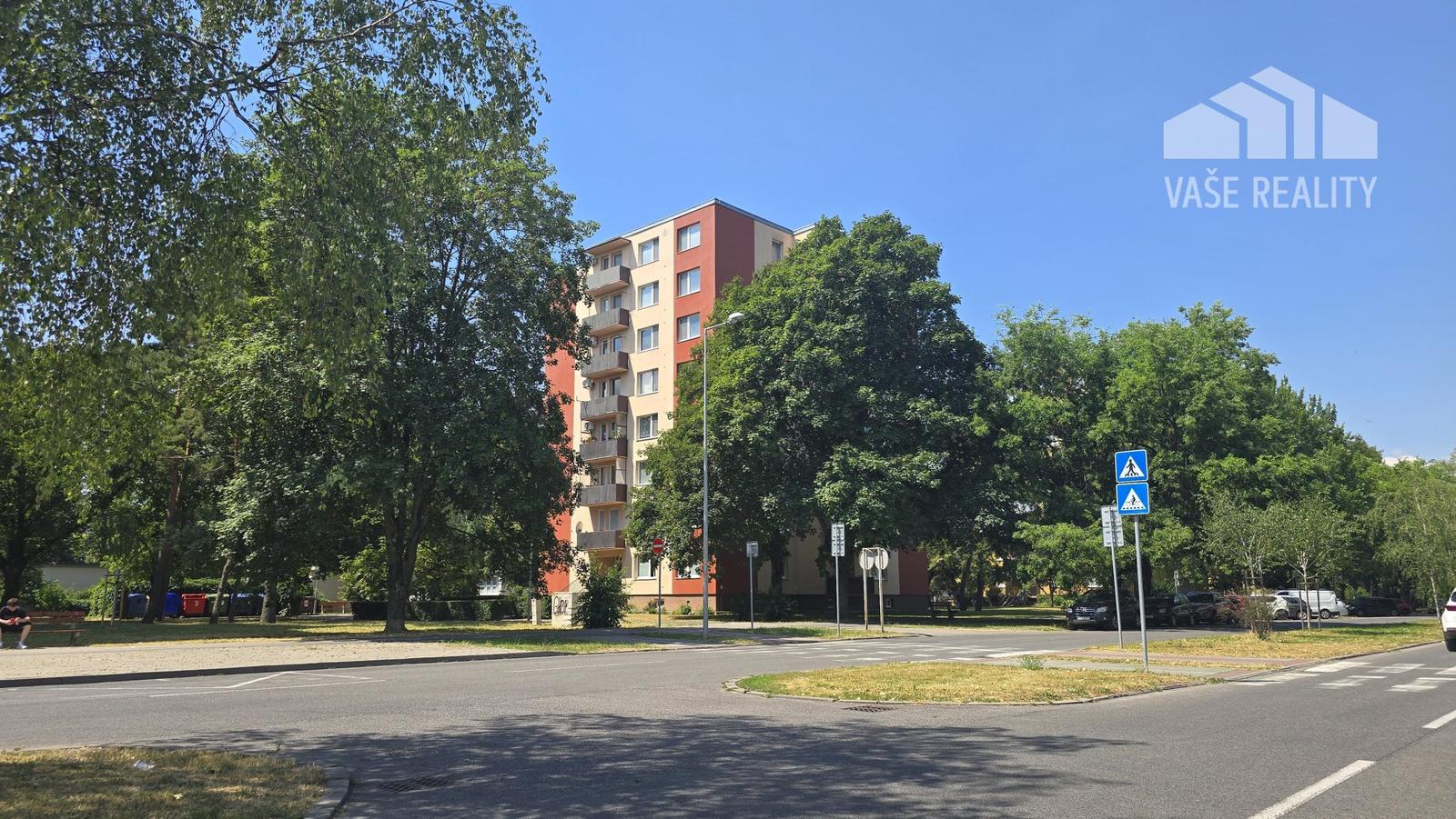 PRIPRAVUJEME NA PREDAJ – 3-IZBOVÝ BYT 79 m2 V PIEŠŤANOCH, UL. ANDREJA HLINKU