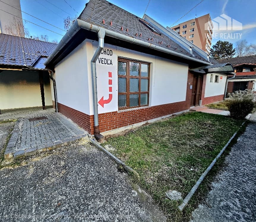 PRENÁJOM OBCHODNÉHO PRIESTORU 120m2/ DUBNIČKA- TRŽNICA – fotka 2