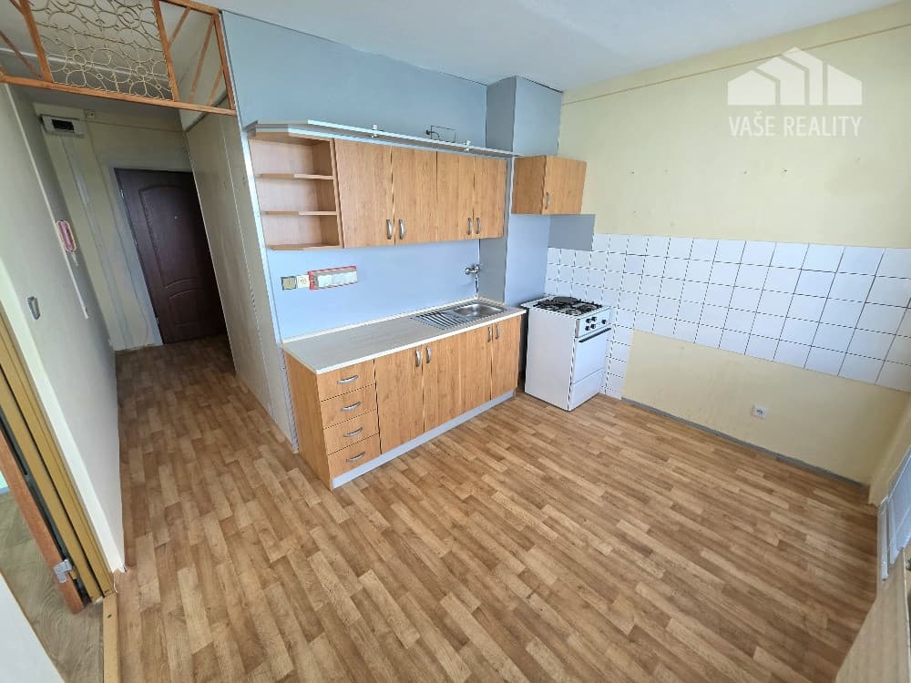 REZERVOVANÉ1 izbový byt Bánovce nad Bebravou/DUBNIČKA/34 m2/2 xLOGGIA