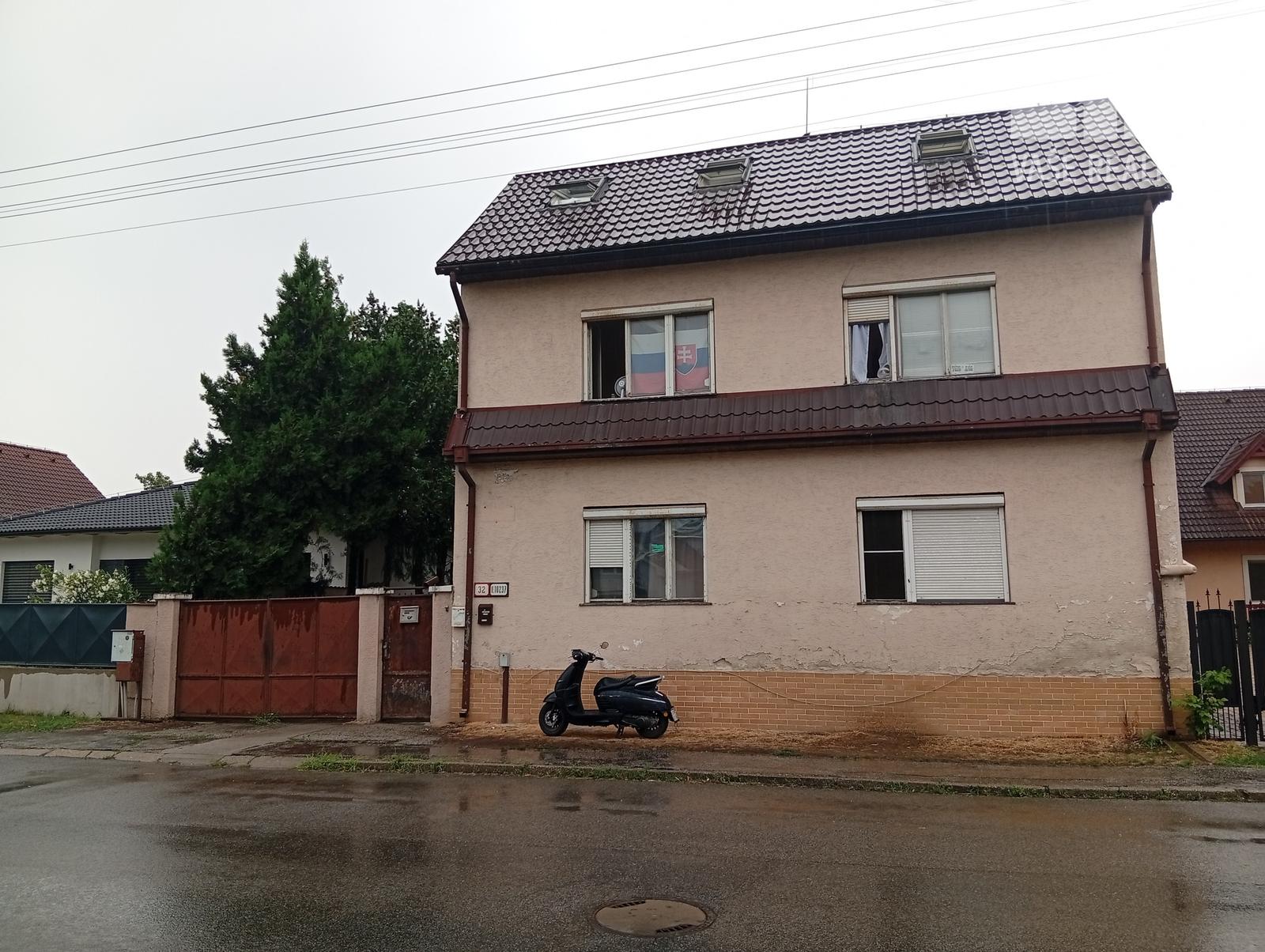 Rodinný dom na prenájom – Bratislava, ulica Padlých hrdinov – Podunajské Biskupice