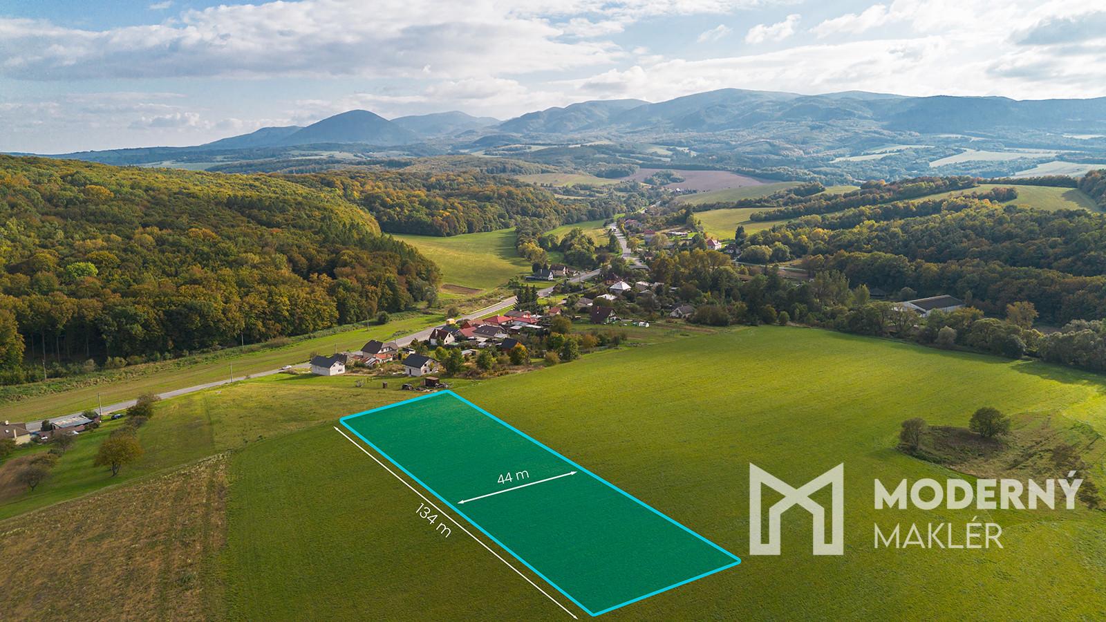 Na predaj investičný pozemok v Chmeľove – fotka 2