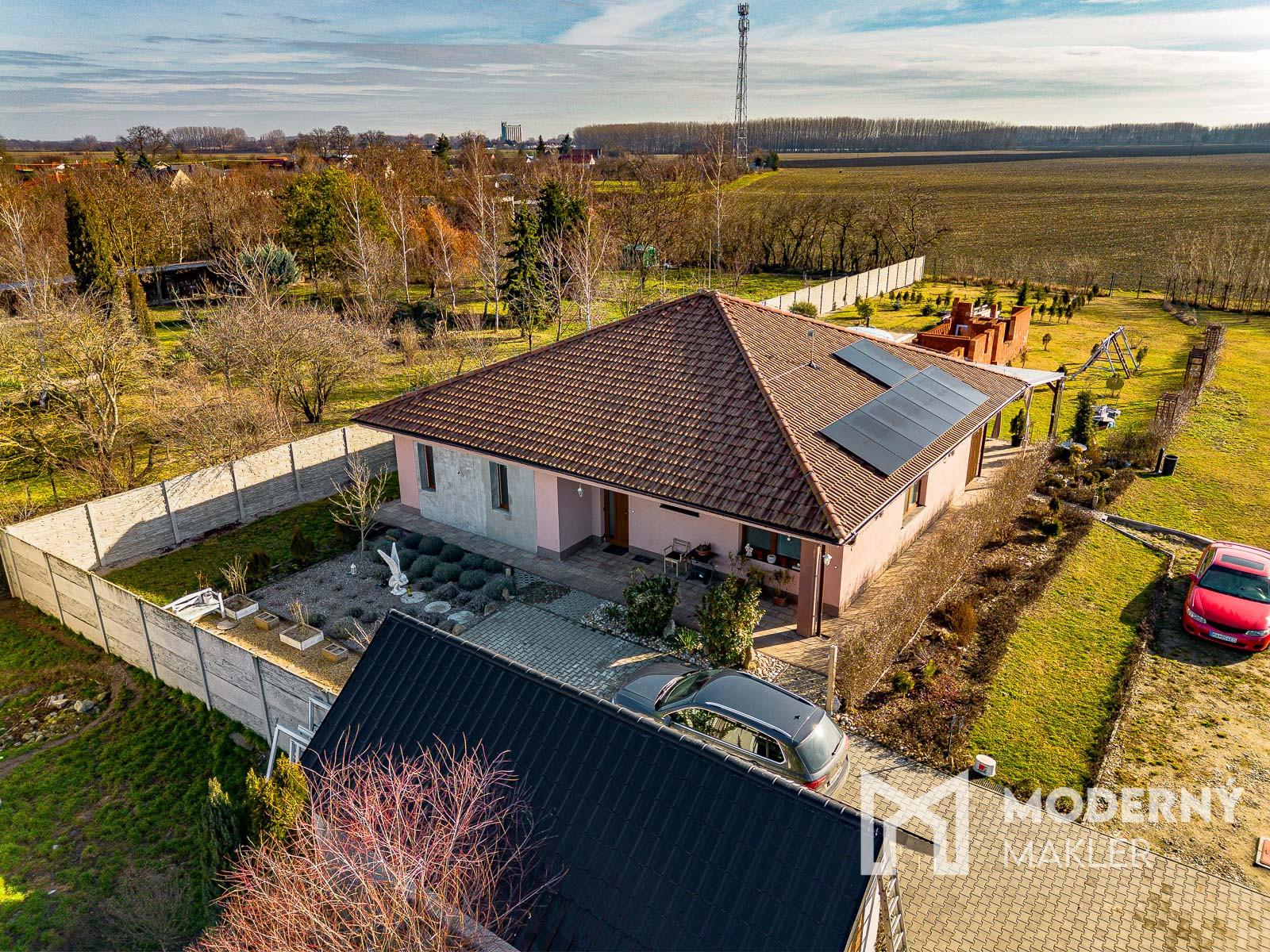 Na predaj rodinný dom s možnosťou ďalšej výstavby v Macove – fotka 2