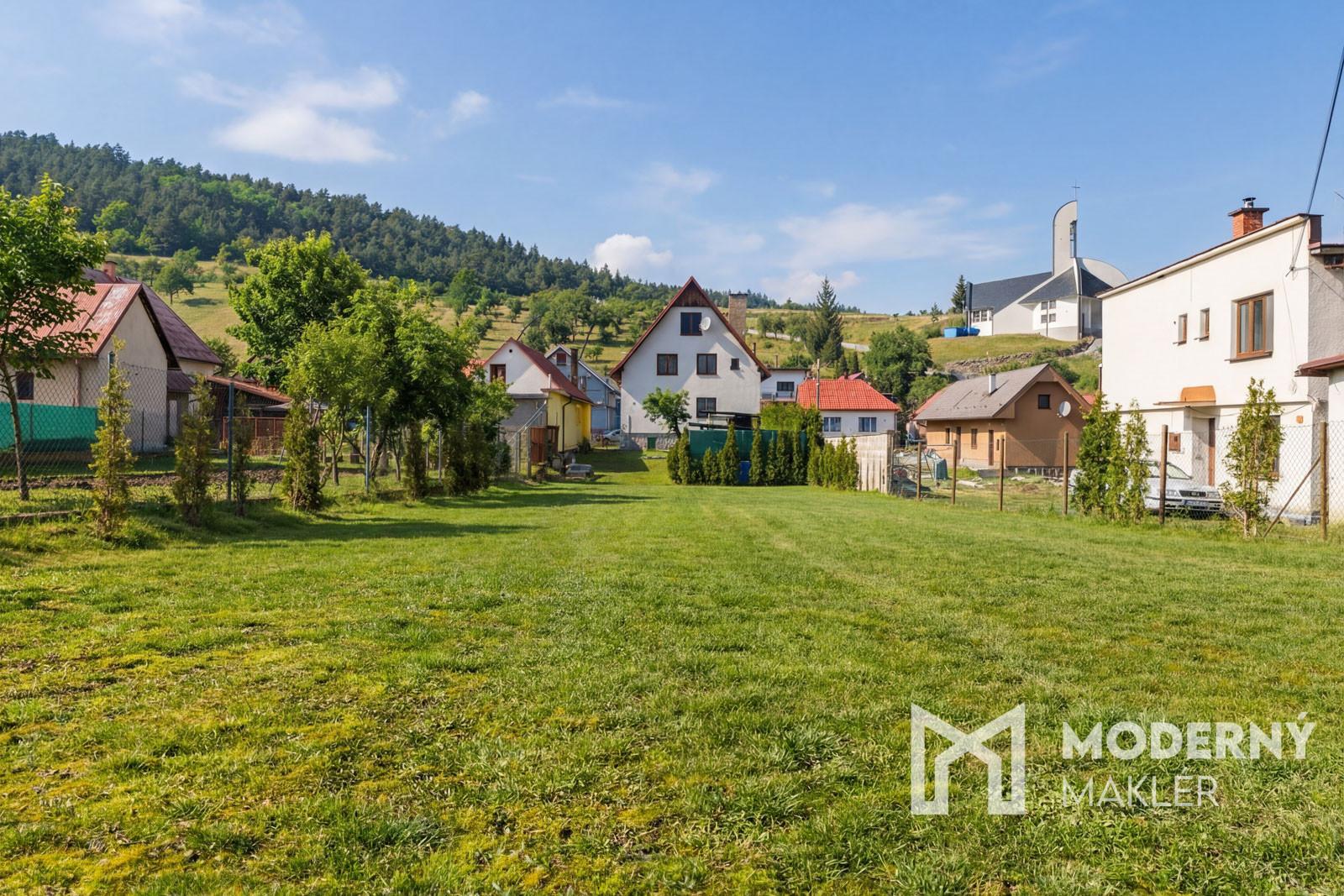 Na predaj pozemok s panoramatickým výhľadom v obci Jablonové – fotka 2