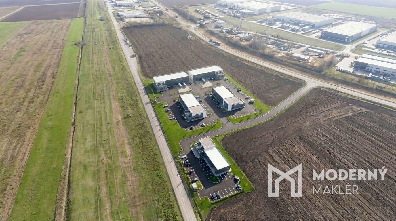 Na predaj 4 pozemky so stavebným povolením pri Trnave-Zavar – fotka 2