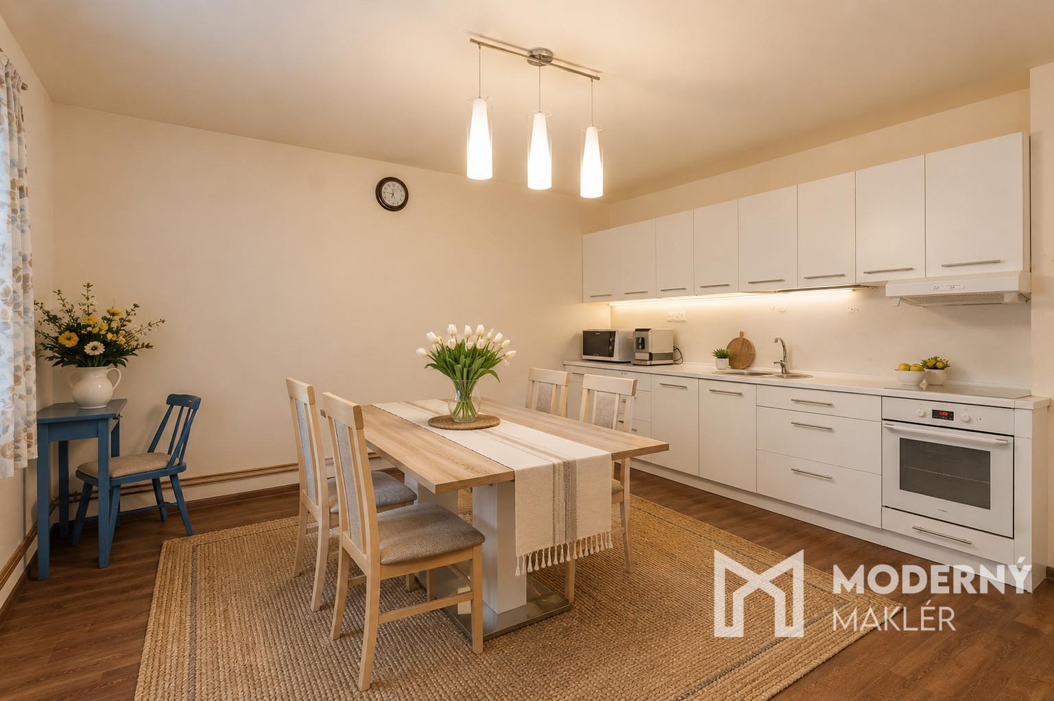 Na predaj investičný rodinný dom v srdci Zázrivej | 240 m² | Potenciál krátkodobého prenájmu – fotka 2