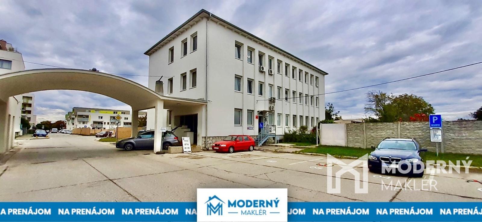 Na prenájom administratívny priestor o výmere 23,8m2 v Stupave – AB17