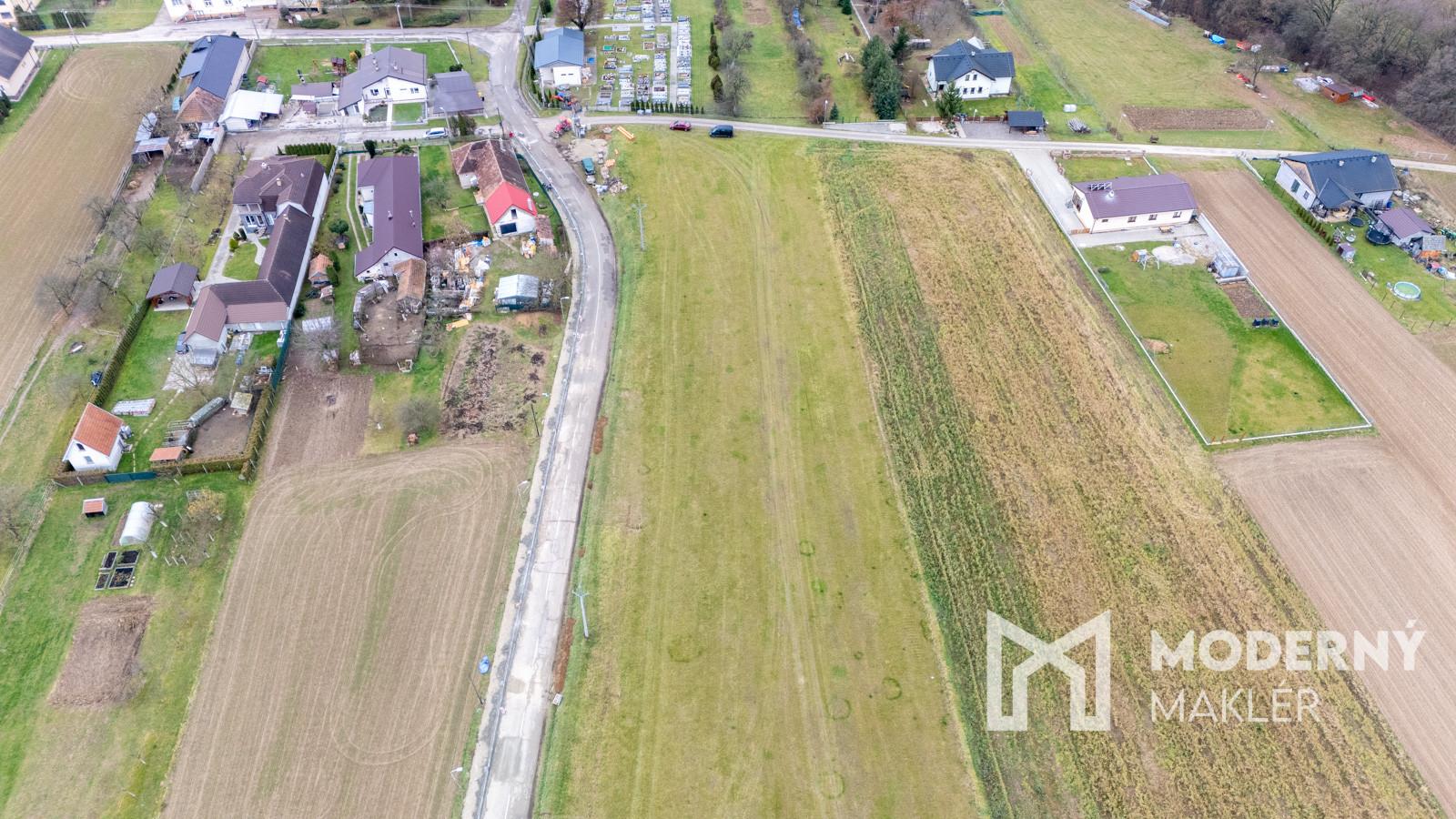 Na predaj pozemok v Pochabanoch – fotka 2