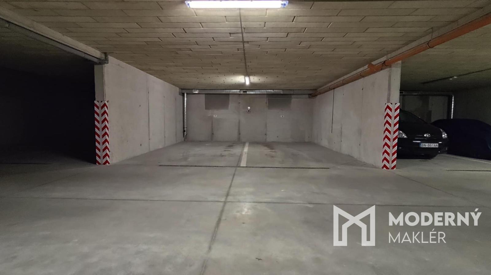 Na predaj garážové státie v rezidencii Slnečná, Bánovce nad Bebravou