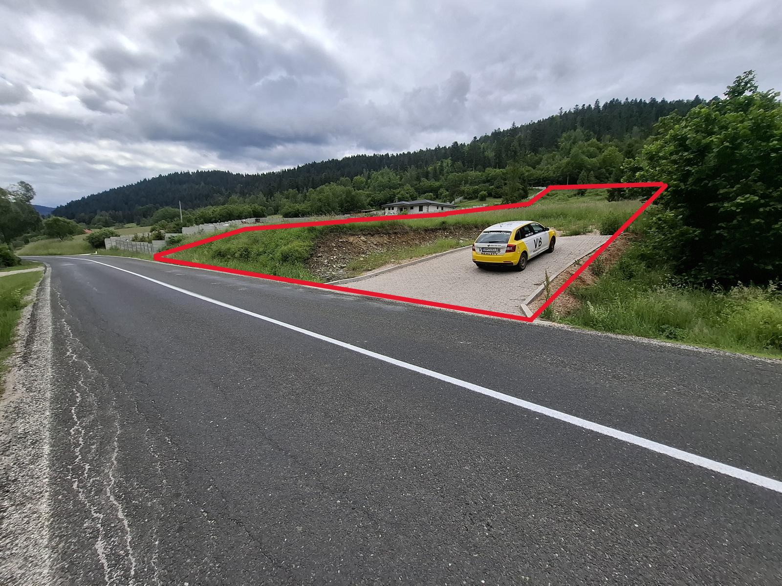 Zaujímavý pozemok medzi Hnilčíkom a Nálepkovom – fotka 2