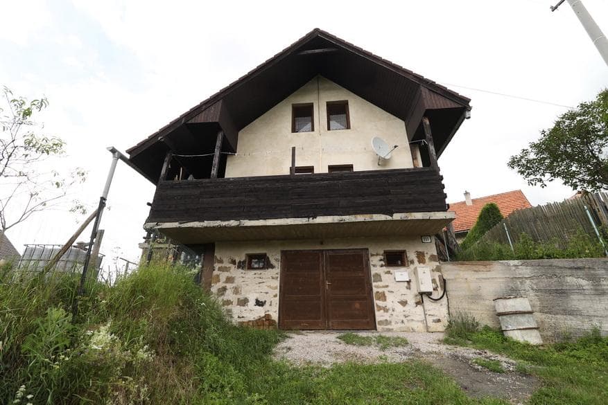 Rodinný dom s veľkou záhradou a krásnym výhľadom v obci Závada, okres Levoča