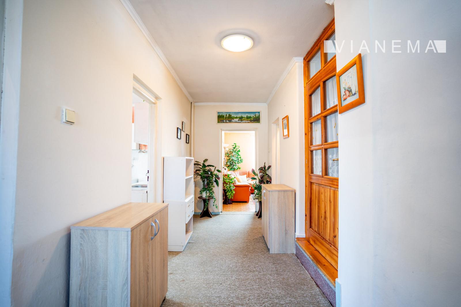Veľkorysý 4-izbový rodinný dom,480m2,Horenická Hôrka