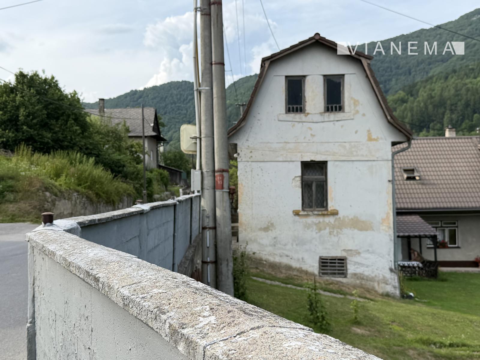 NA PREDAJ! Dom s výhľadmi na Strážovské vrchy-Košecké Rovné – fotka 2