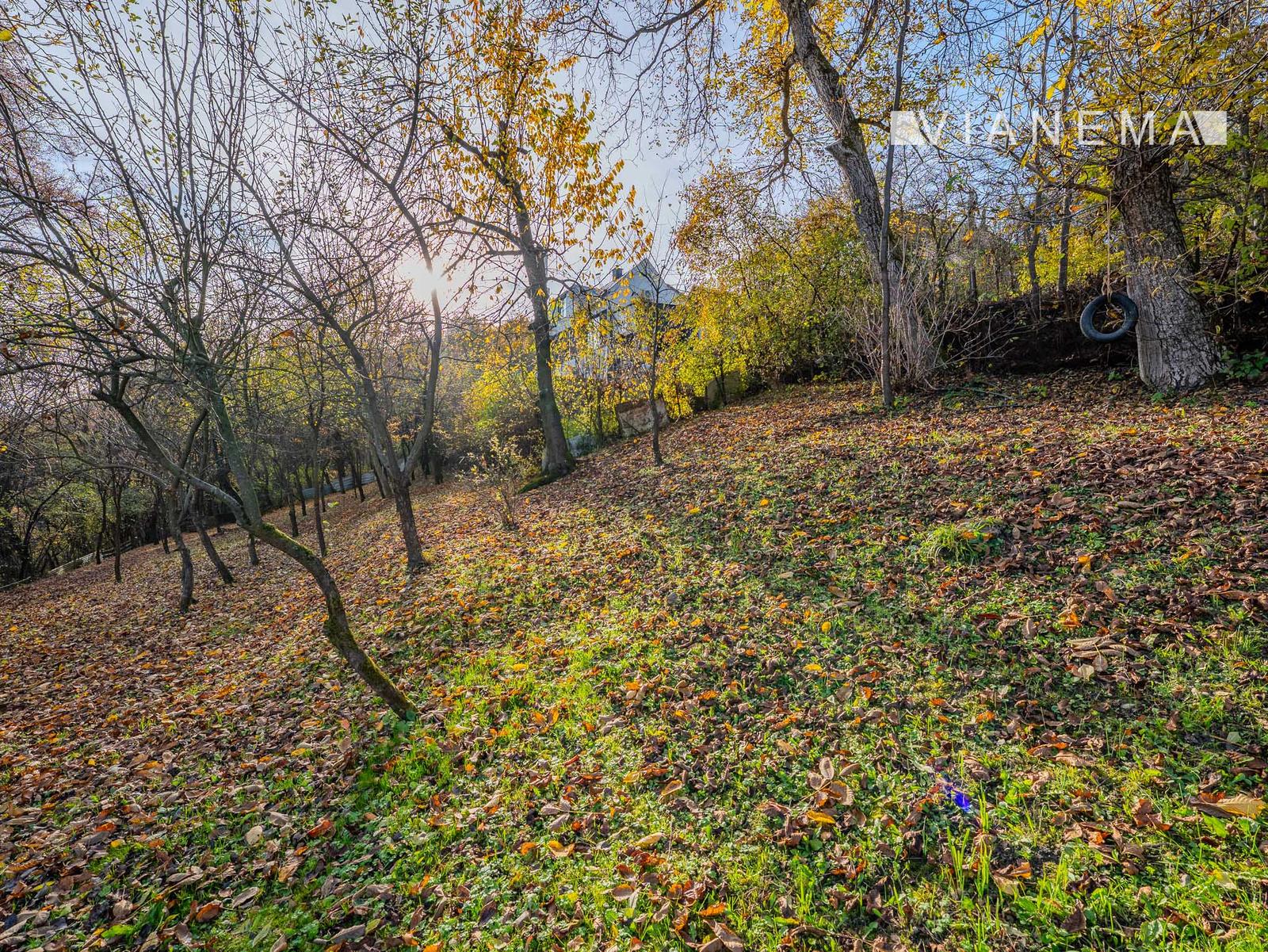 Na predaj veľký investičný pozemok Žilina - Vranie 2246 m2 – fotka 2