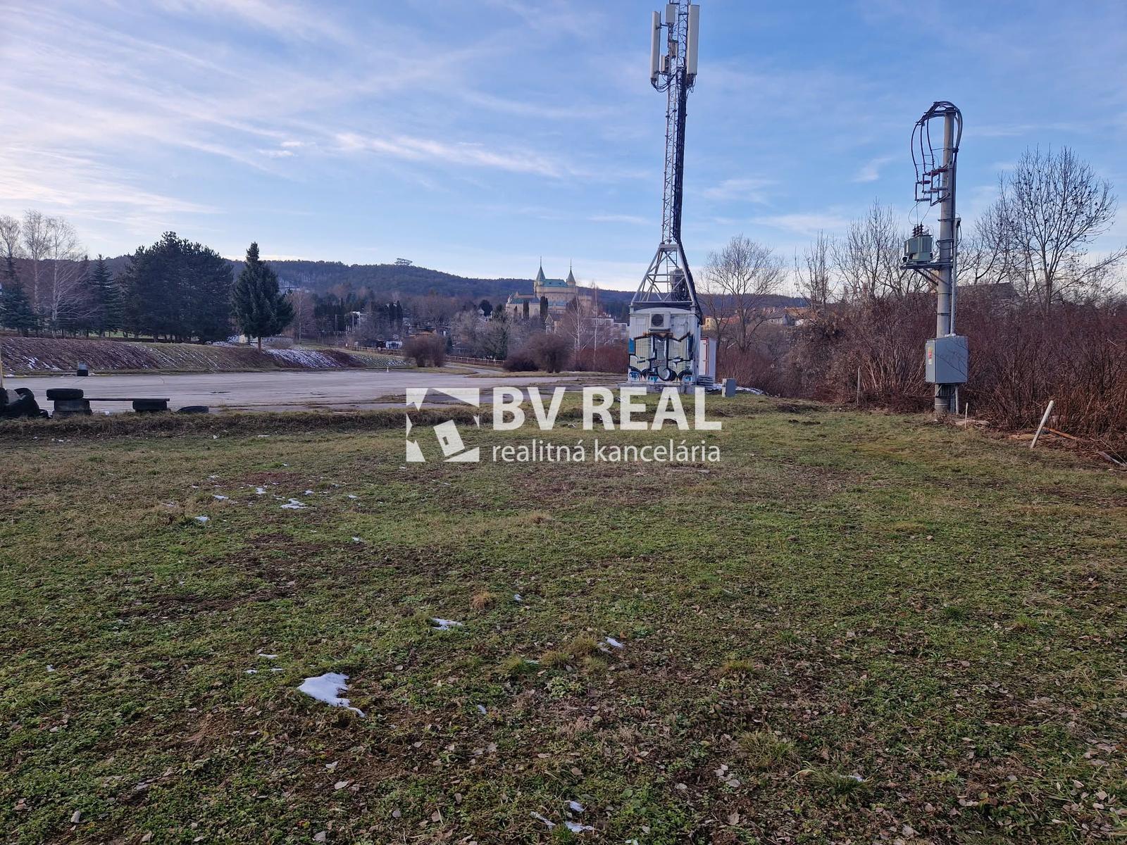 BV REAL Na predaj pozemok Bojnice FM2418