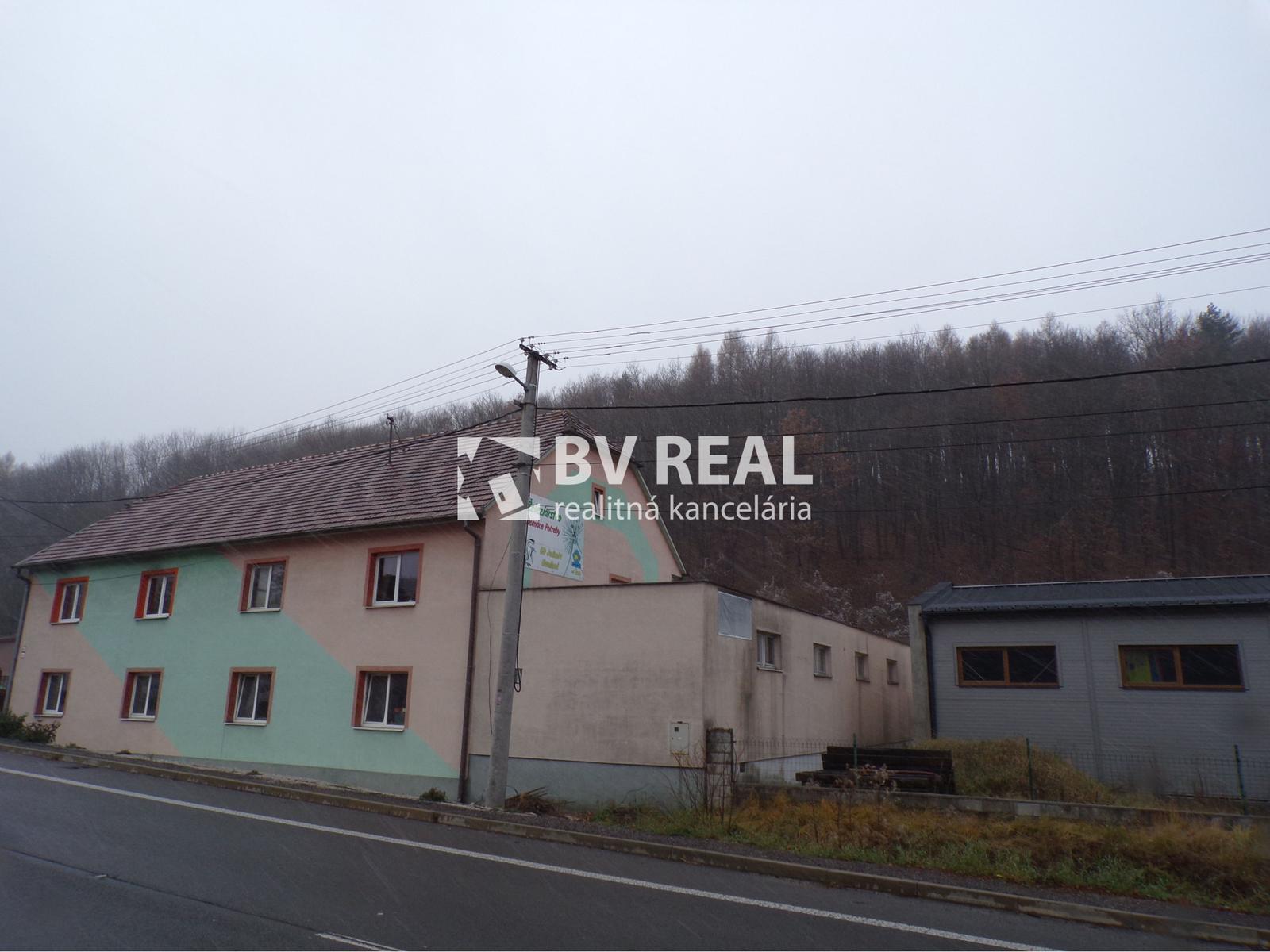 BV REAL Na prenájom komerčný priestor Handlová FM1628 – fotka 2