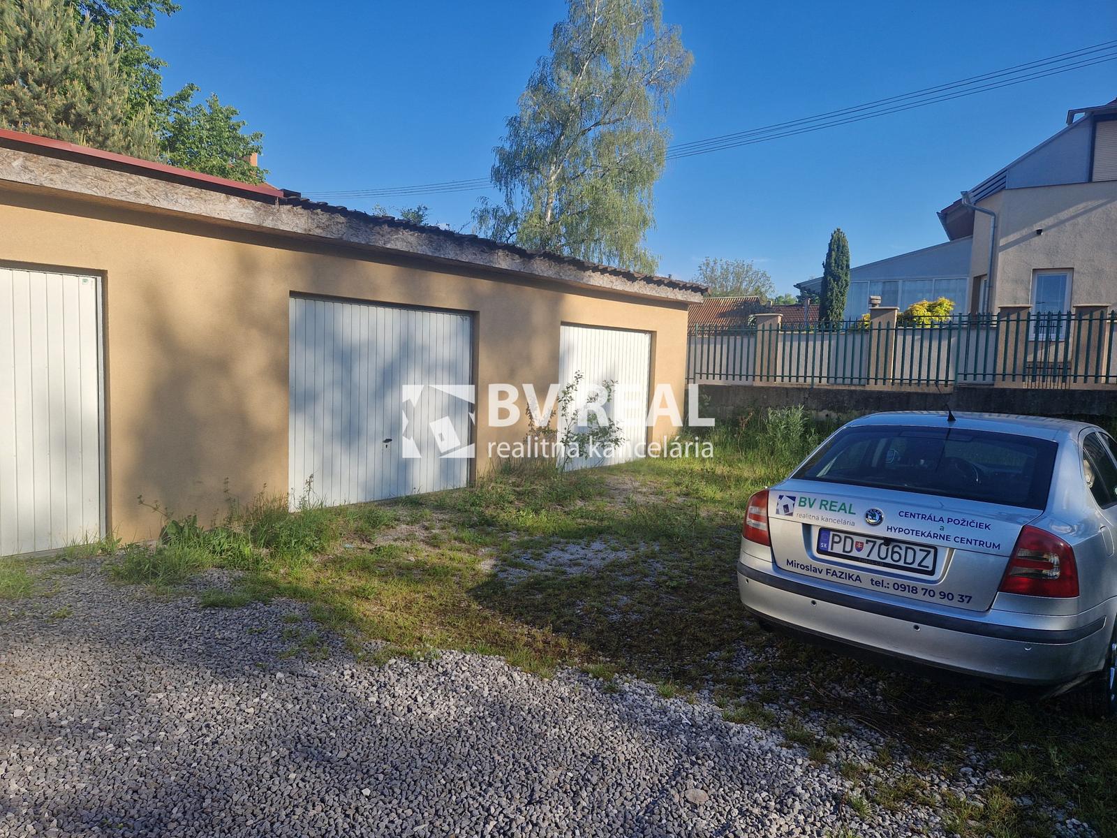 BV REAL Na predaj garáž 24m2 Handlová FM2476
