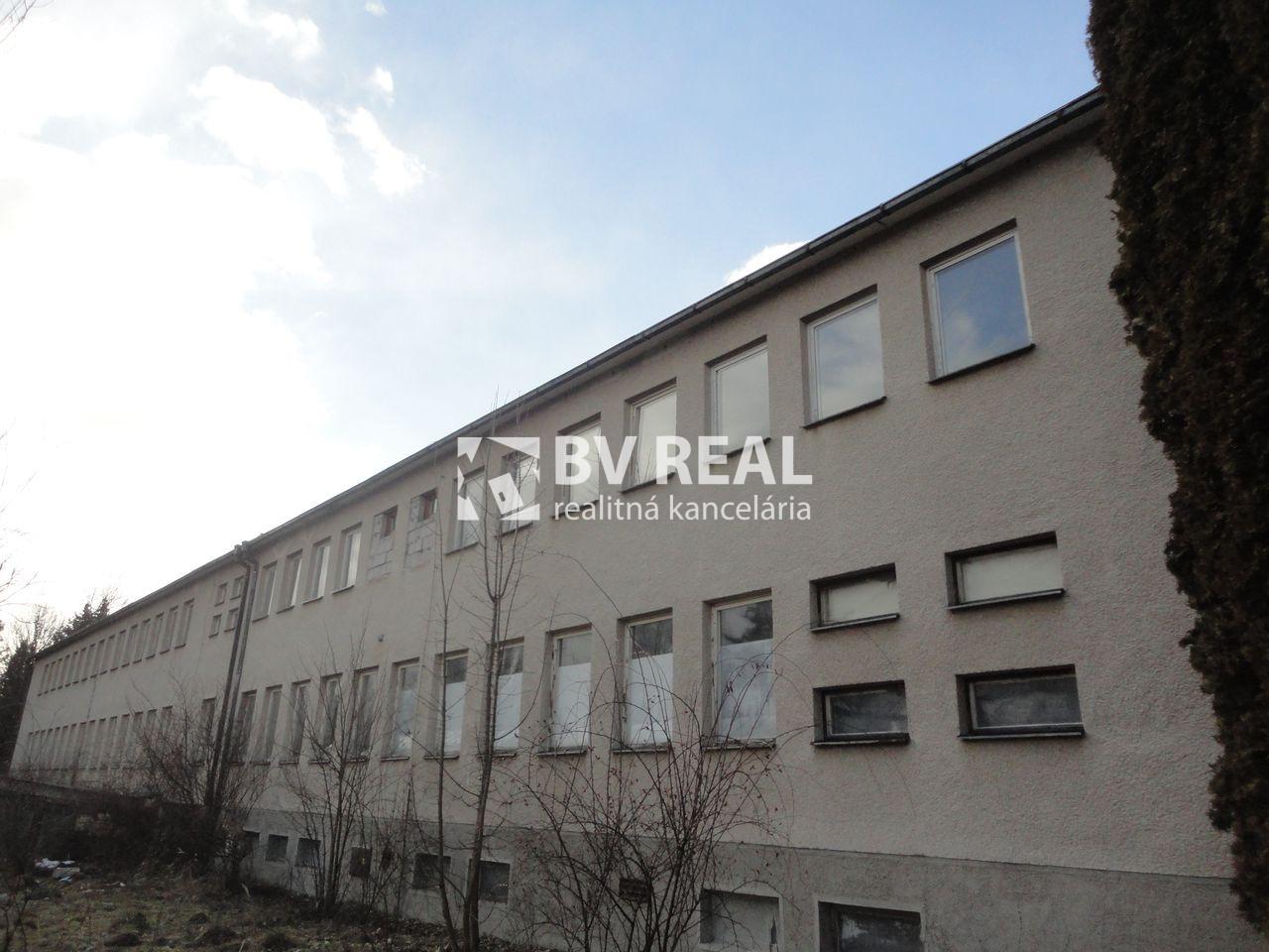 BV REAL na predaj administratívna budova Bojnice FM2259 – fotka 2