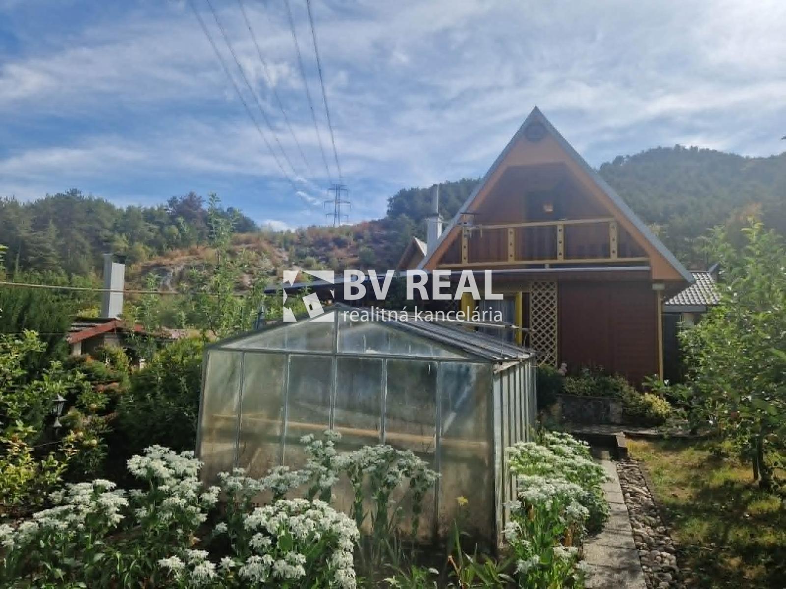 BV REAL na predaj rekreačná chata+záhrada Malé Uherce FM2526