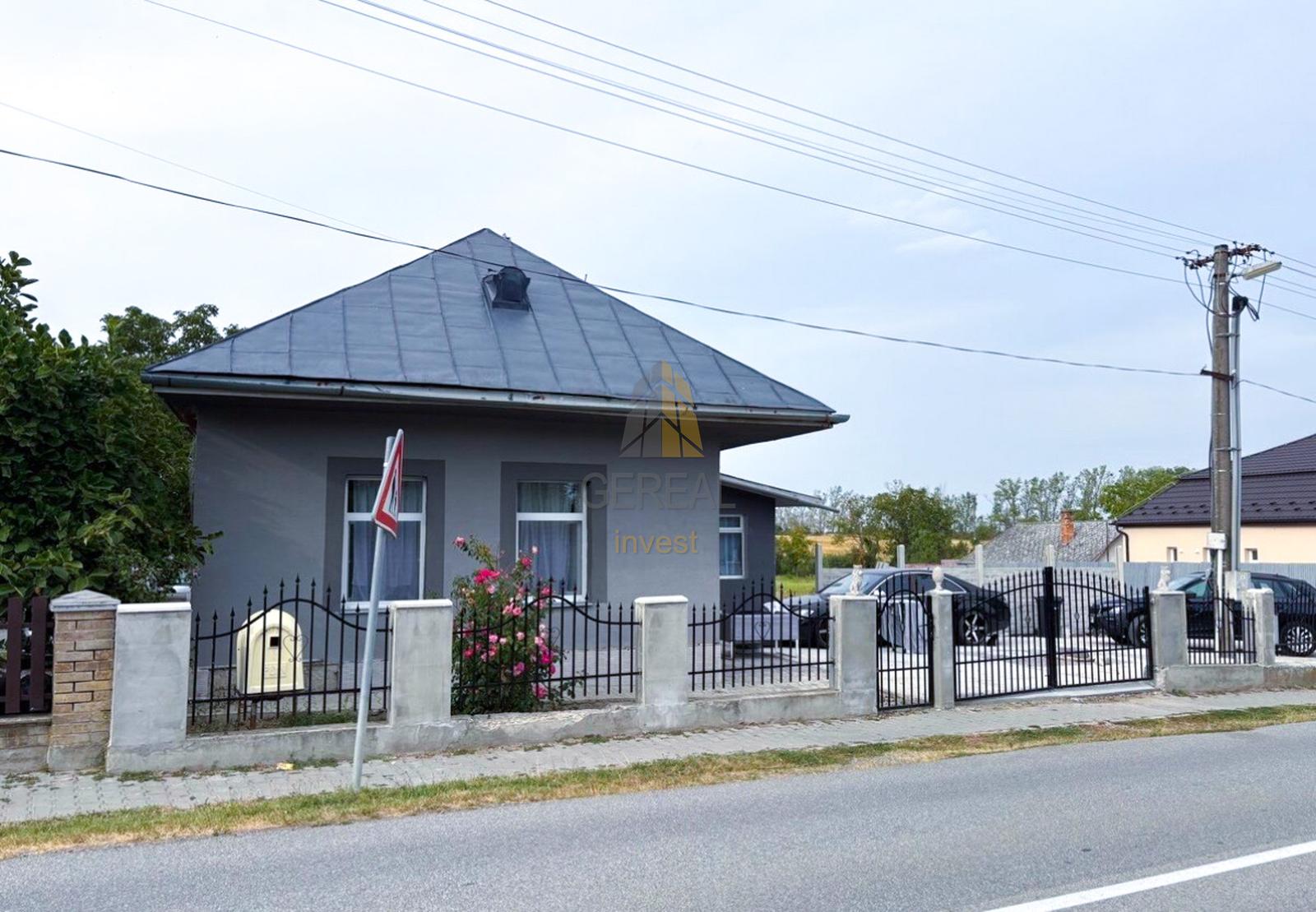 Samostatne stojaci 3-izbový rodinný dom s veľkým pozemkom – Zbehňov (14 km od Trebišova)