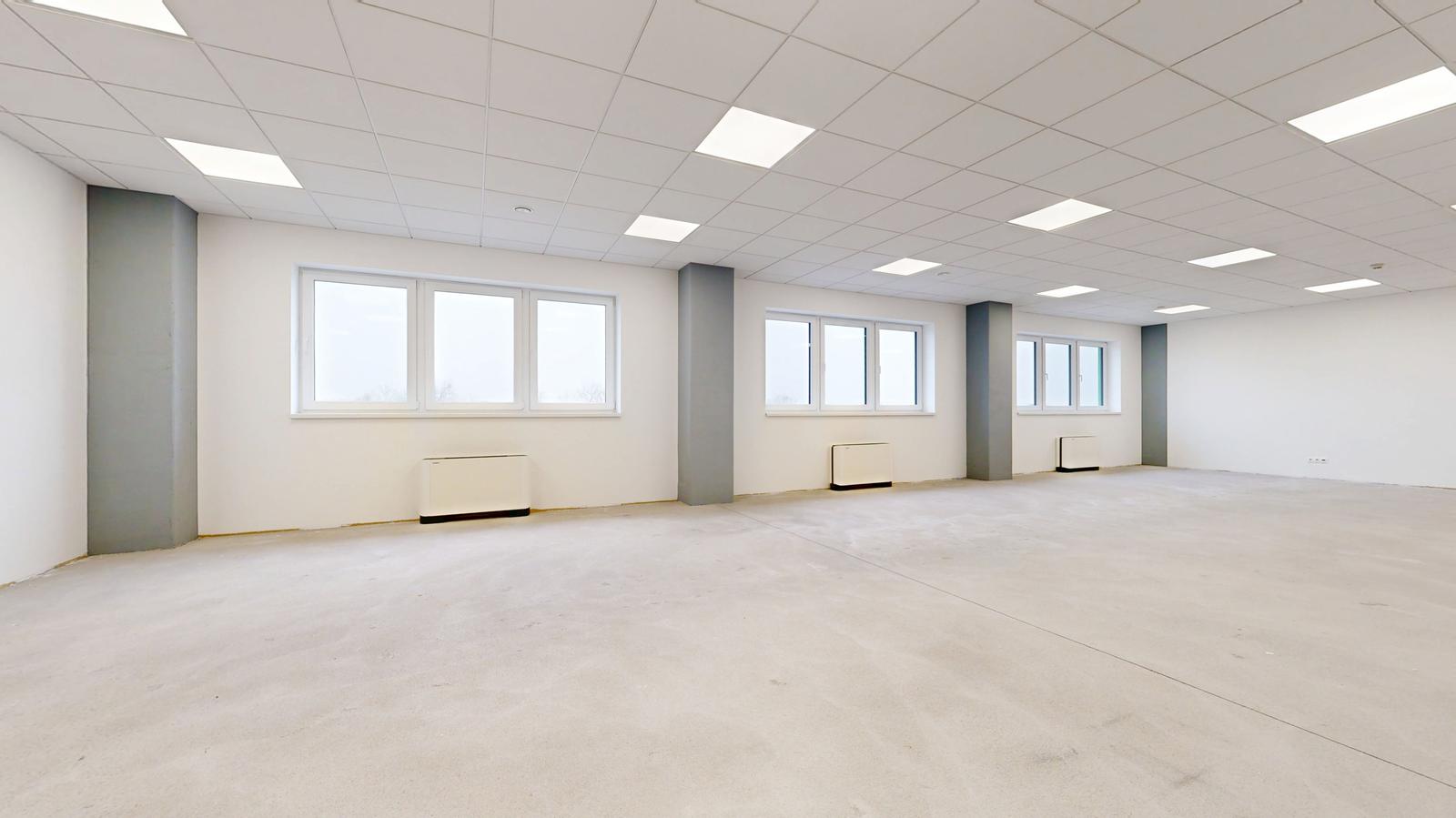 Na prenájom | Kancelárske priestory 390 m² – Zavarská ulica, Trnava – fotka 2