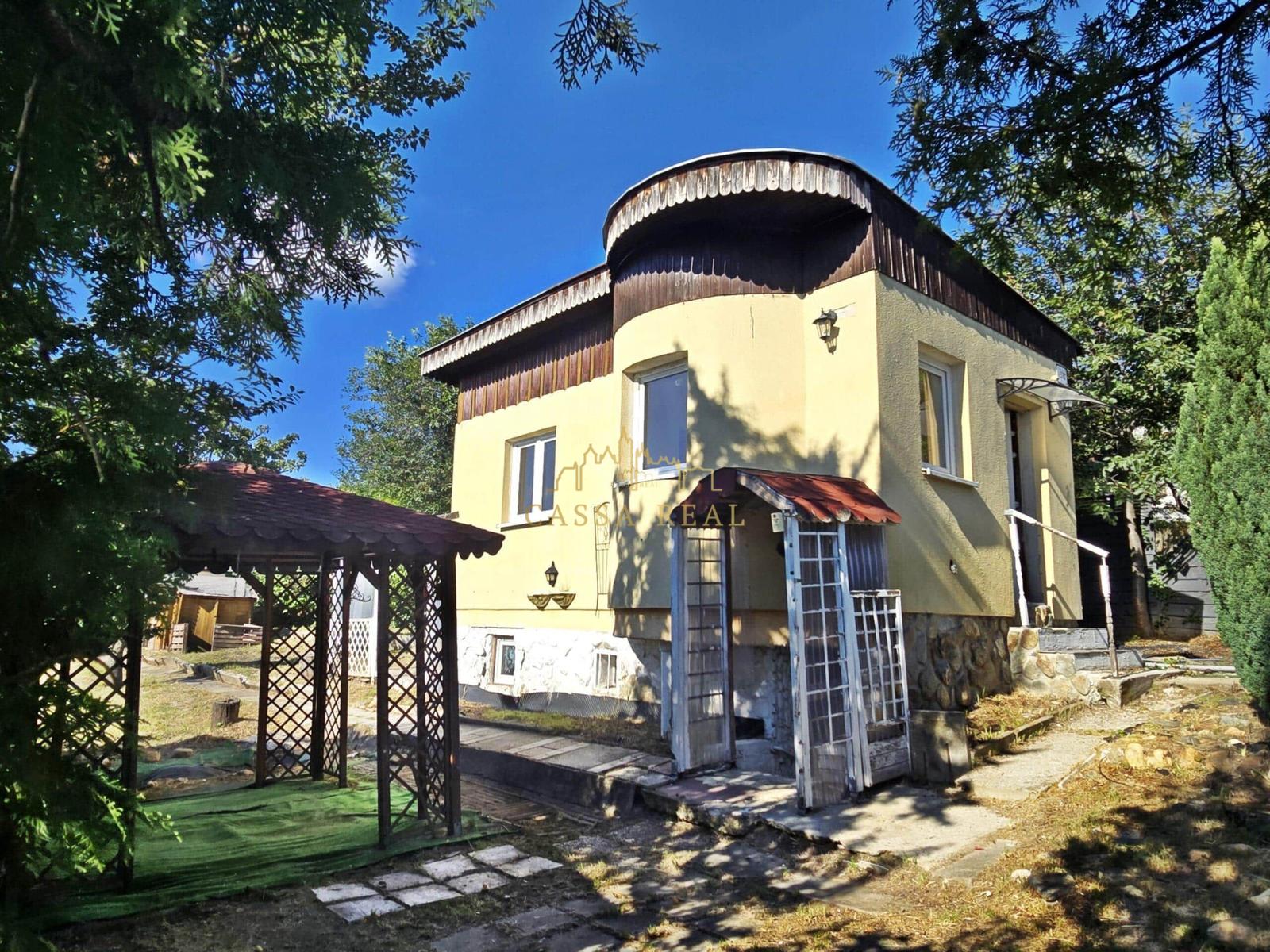 Murovaná mestská chata (20 m²) oproti KVP pri Borovicovom háji / Jantárové nám. / Košice - Západ