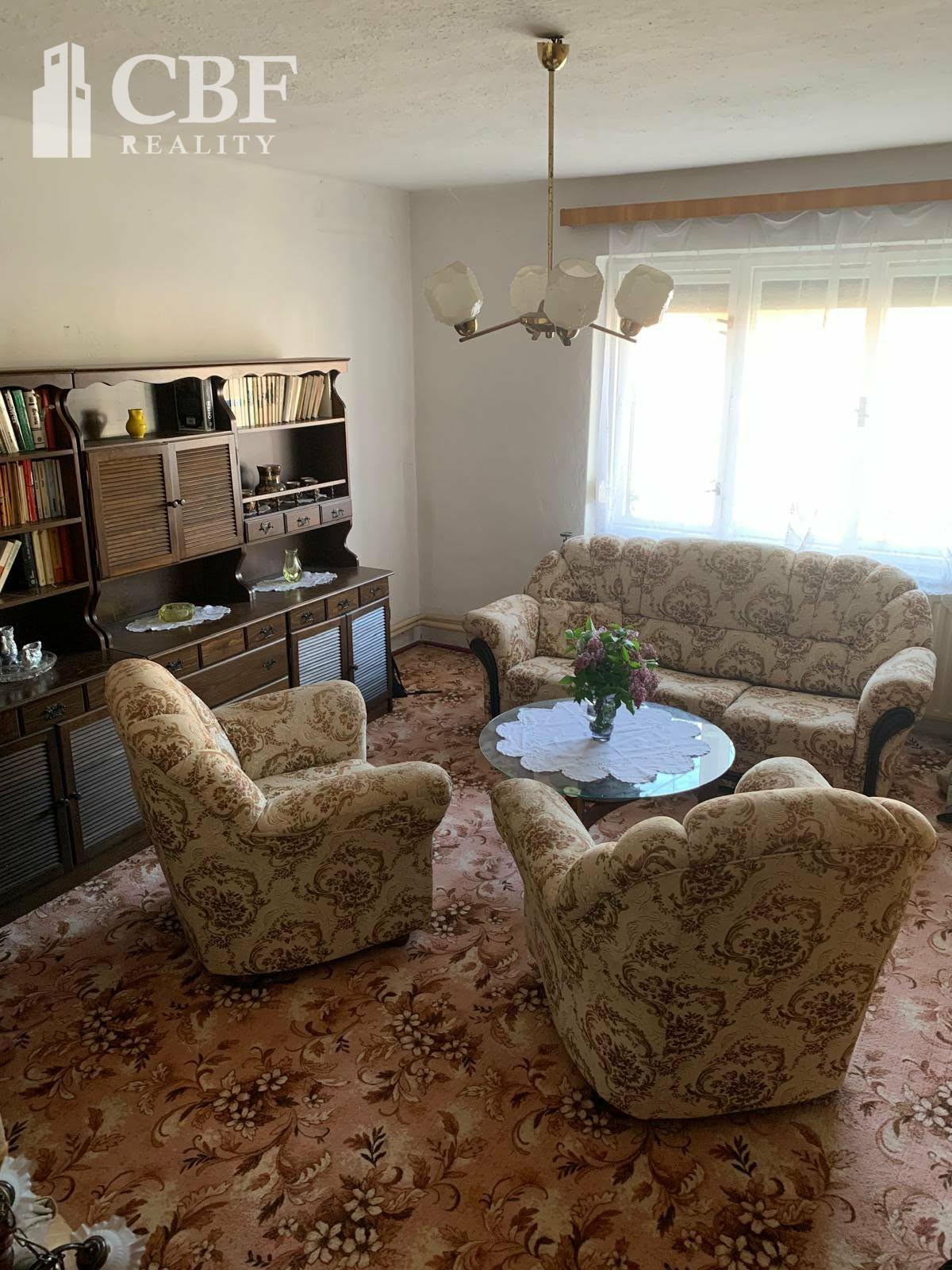 NA PREDAJ DOM S HOSPODÁRSKYM ZÁZEMÍM, ZÁHRADOU V NADABULEJ