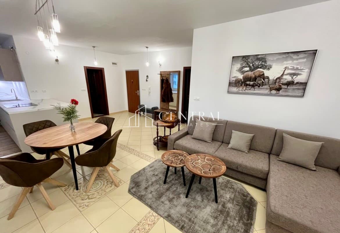 Luxusný 3- izbový byt s balkónom na prenájom v Petržalke