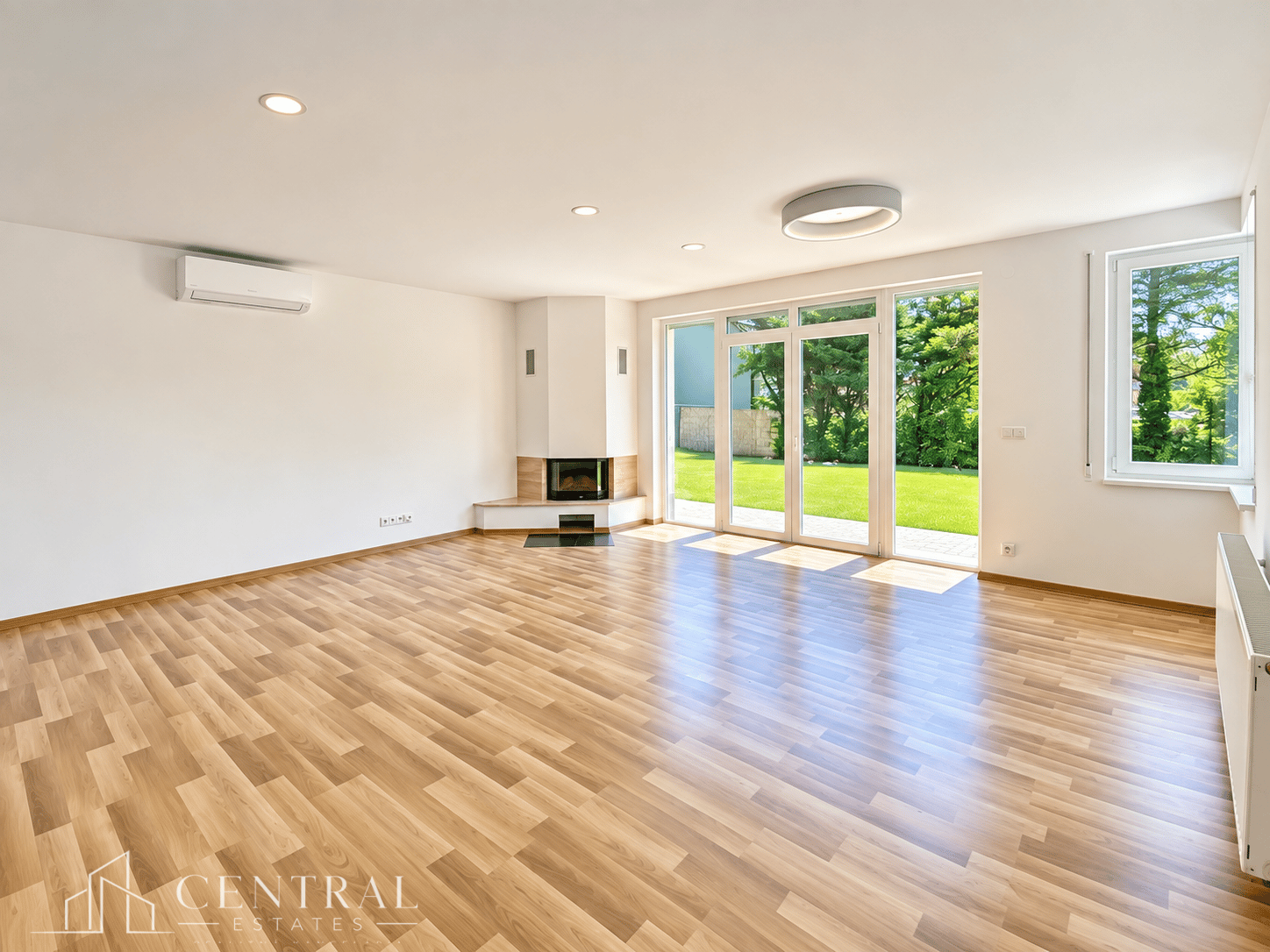 6-izbový rodinný dom, úžitková plocha 265 m2/ záhrada 600m2 – fotka 2
